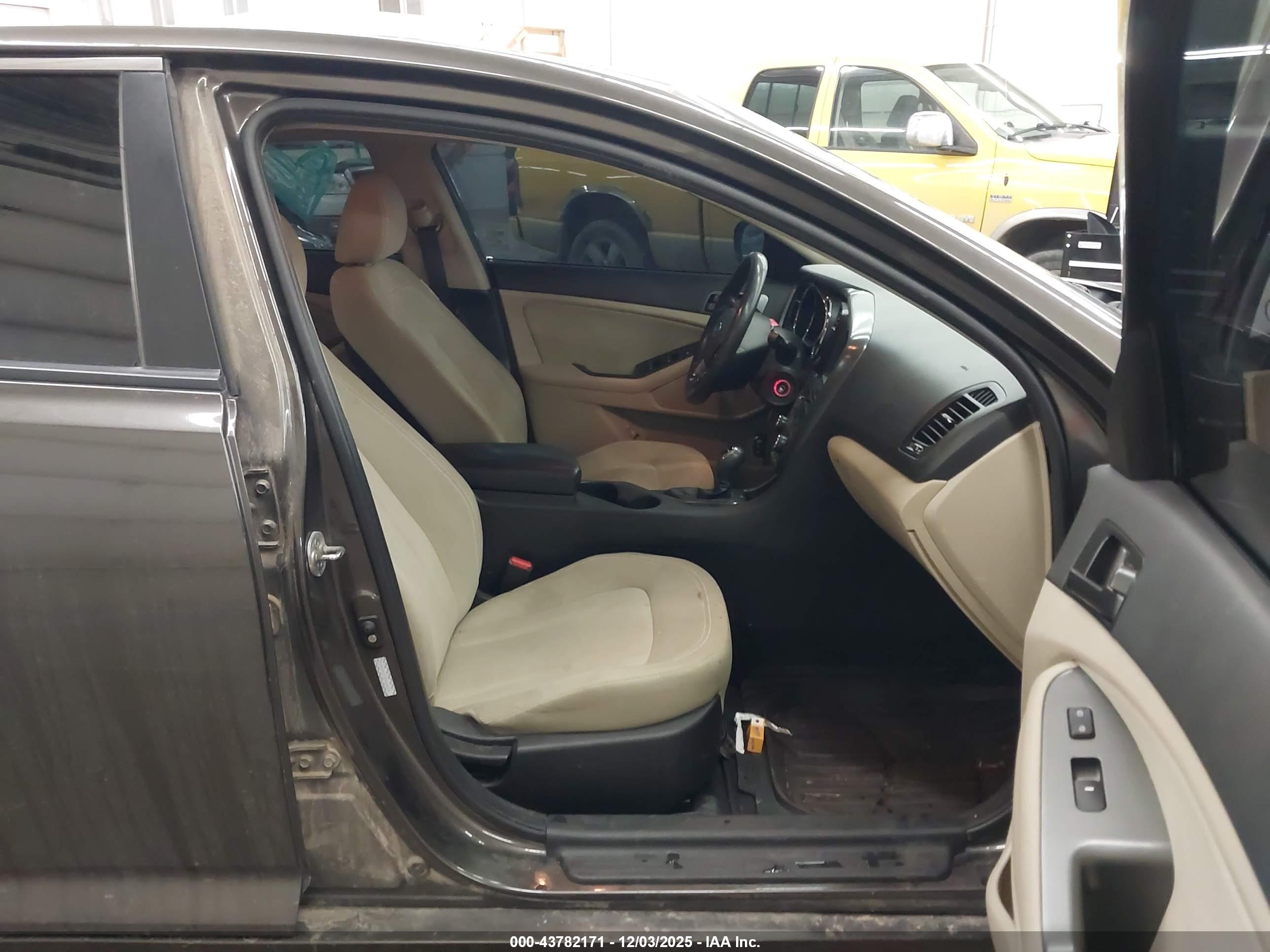 KIA OPTIMA image 5