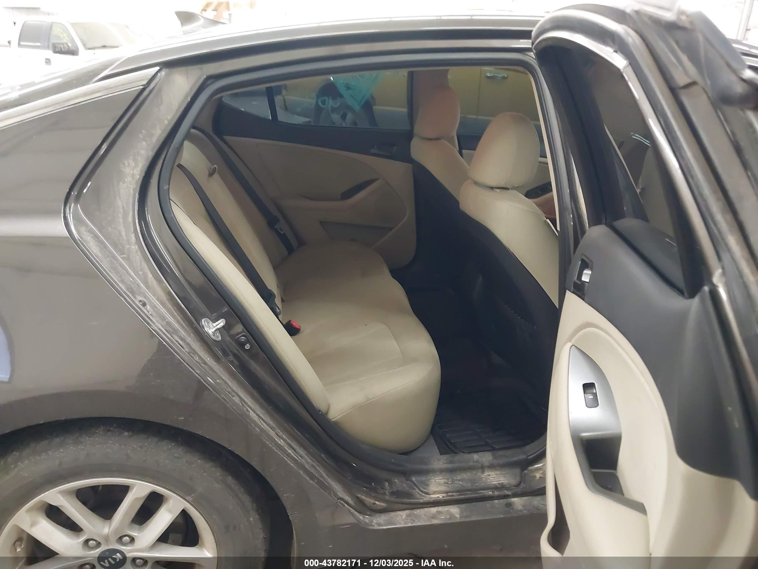 KIA OPTIMA image 8