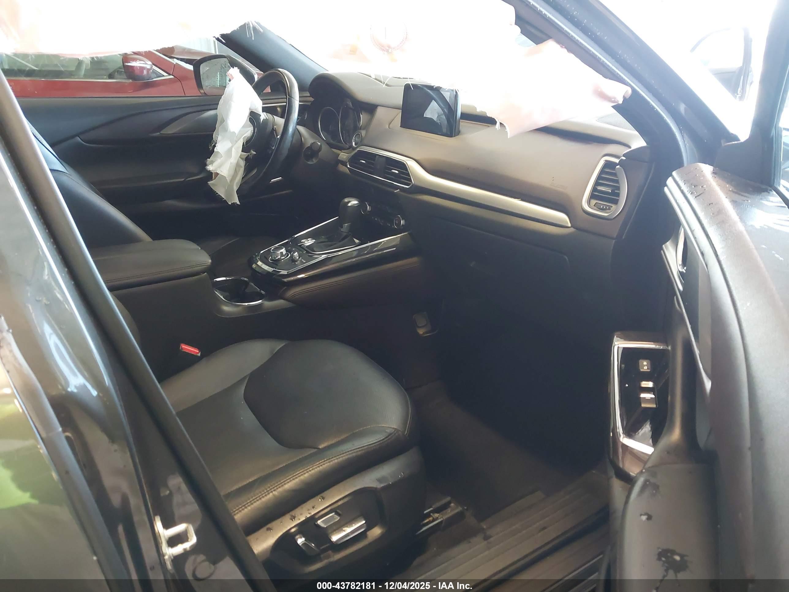 MAZDA CX-9 image 5
