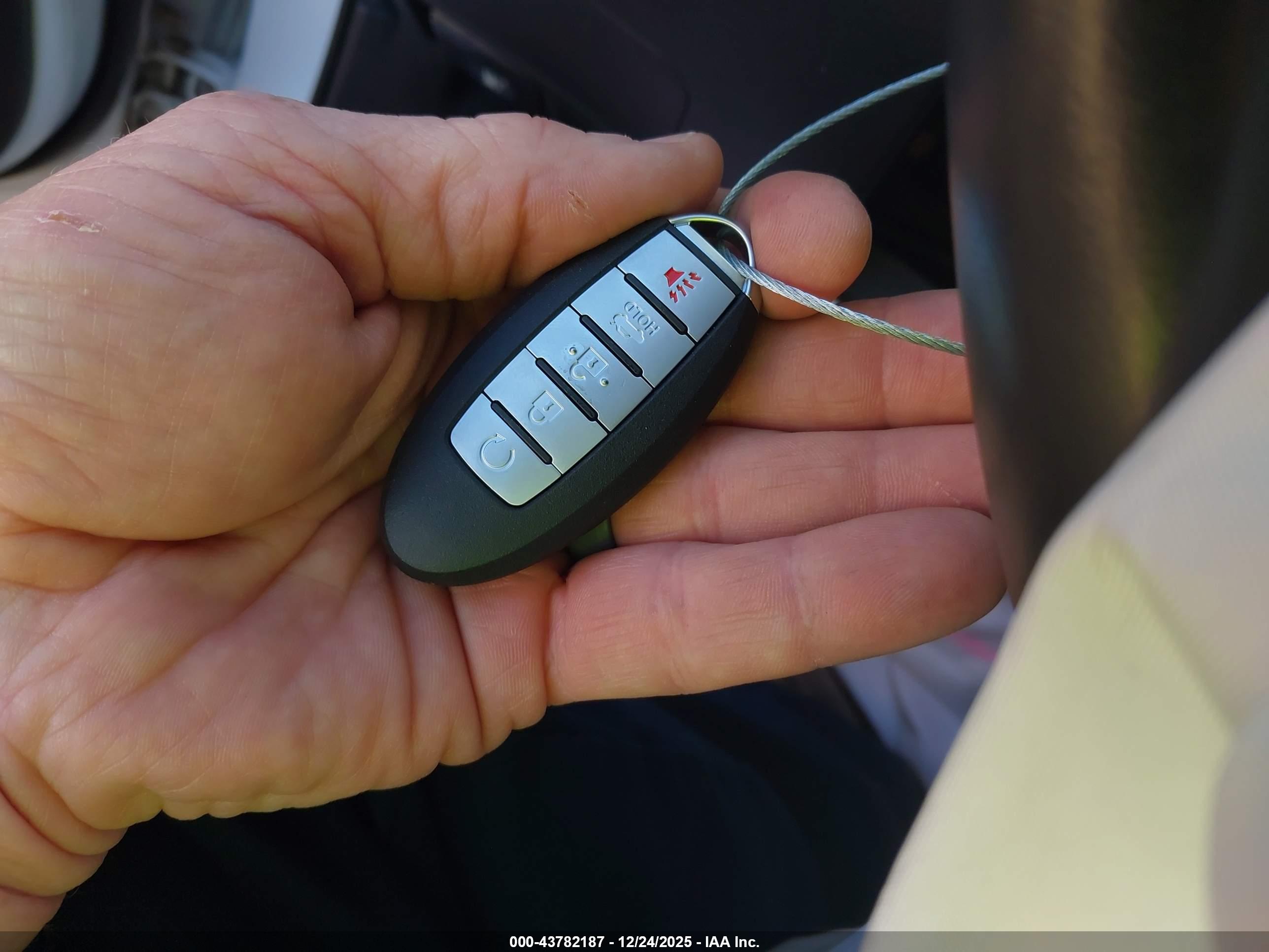 NISSAN SENTRA image 11