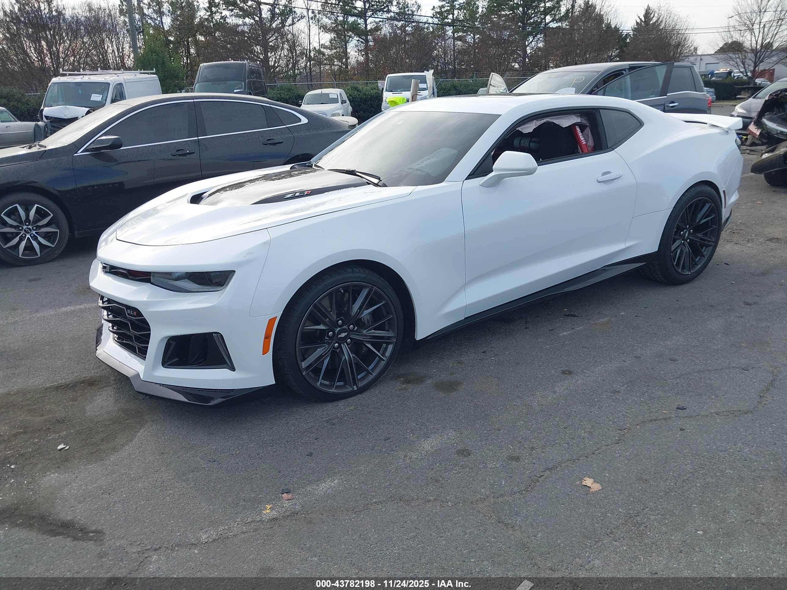 CHEVROLET CAMARO image 2