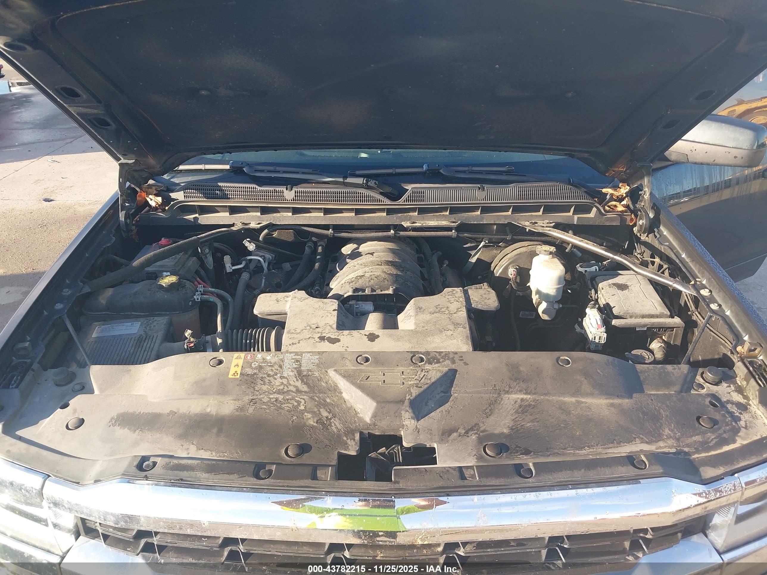 CHEVROLET SILVERADO image 10