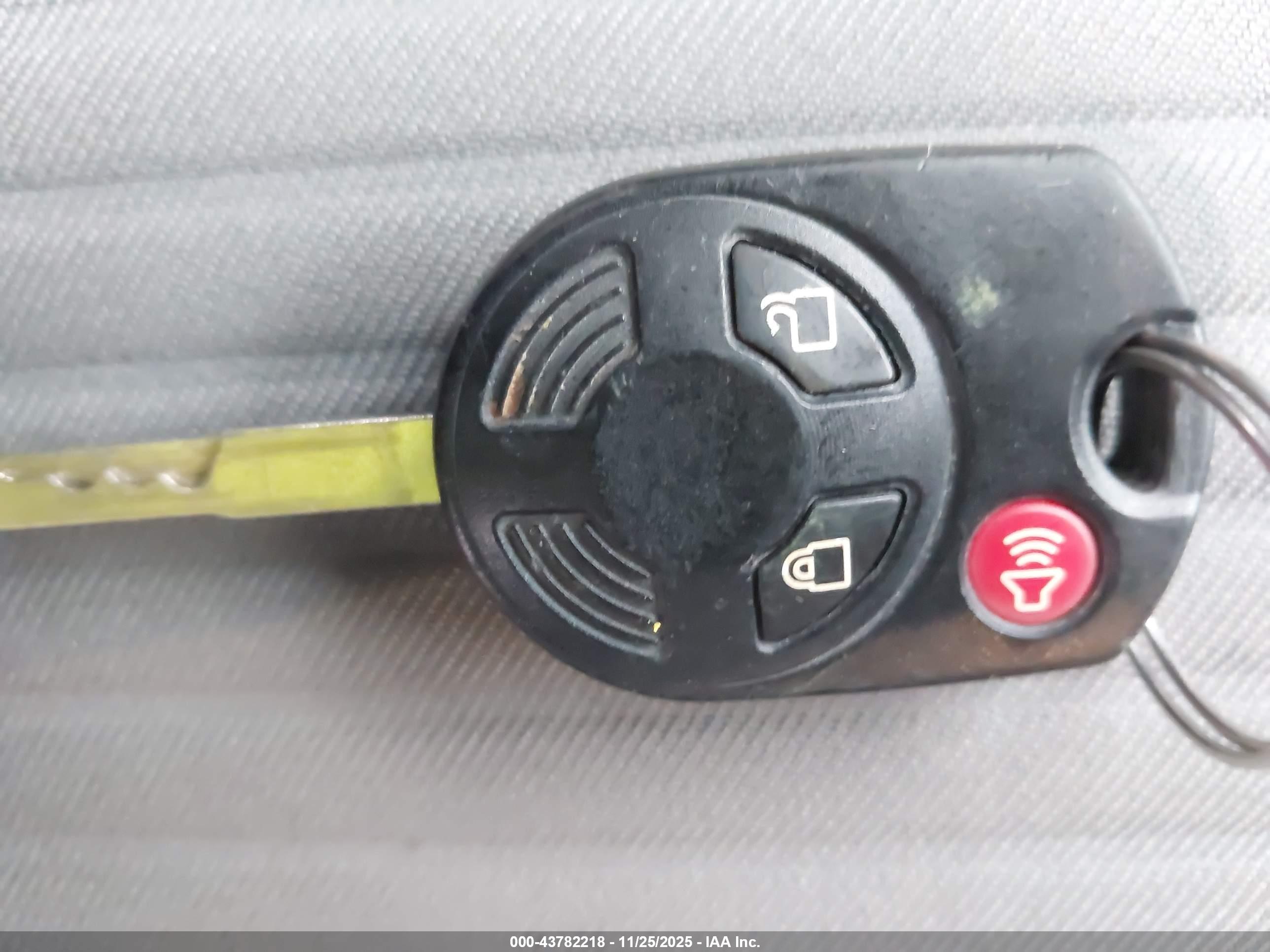 FORD ESCAPE image 11