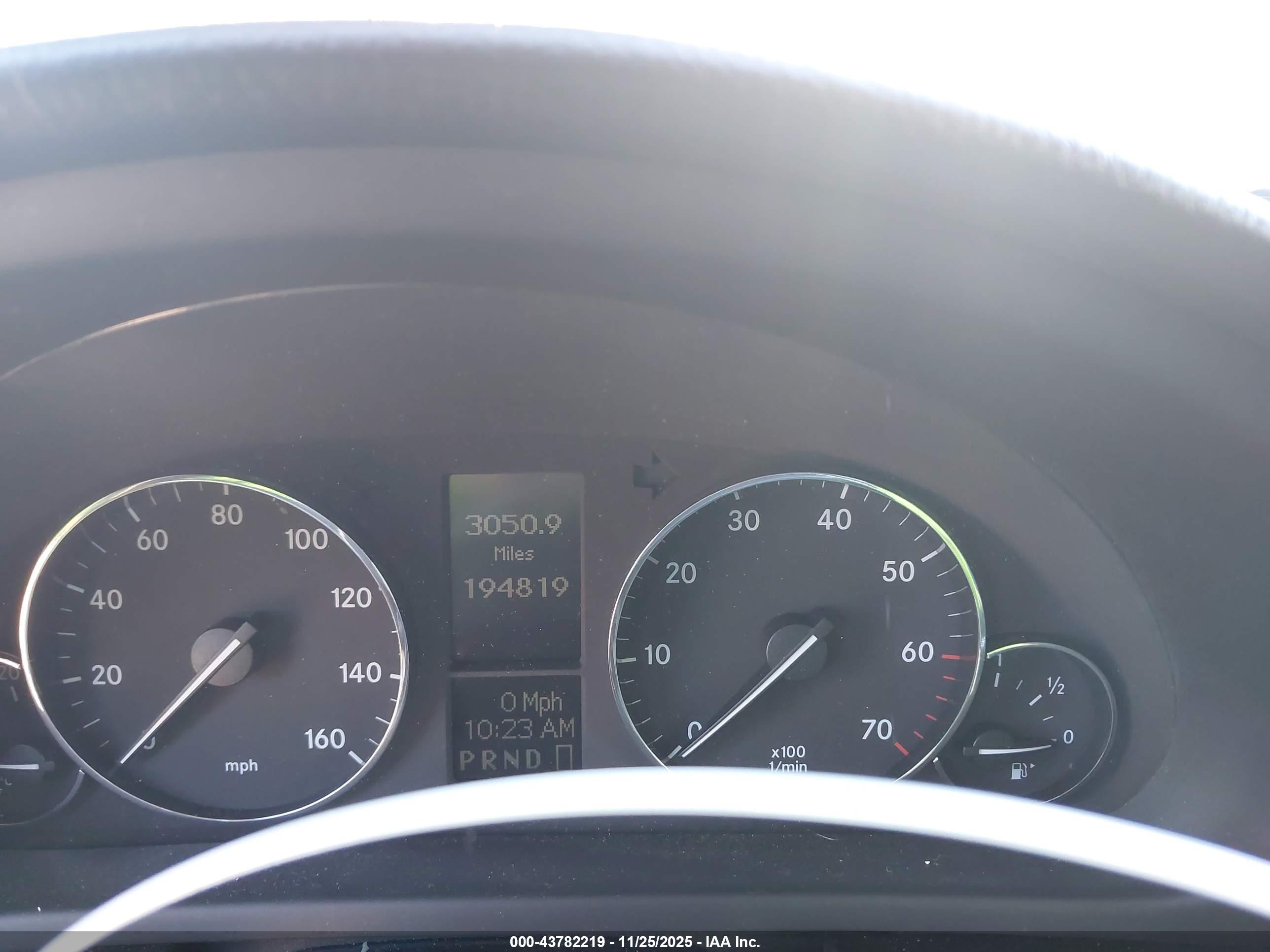 MERCEDES-BENZ C image 7
