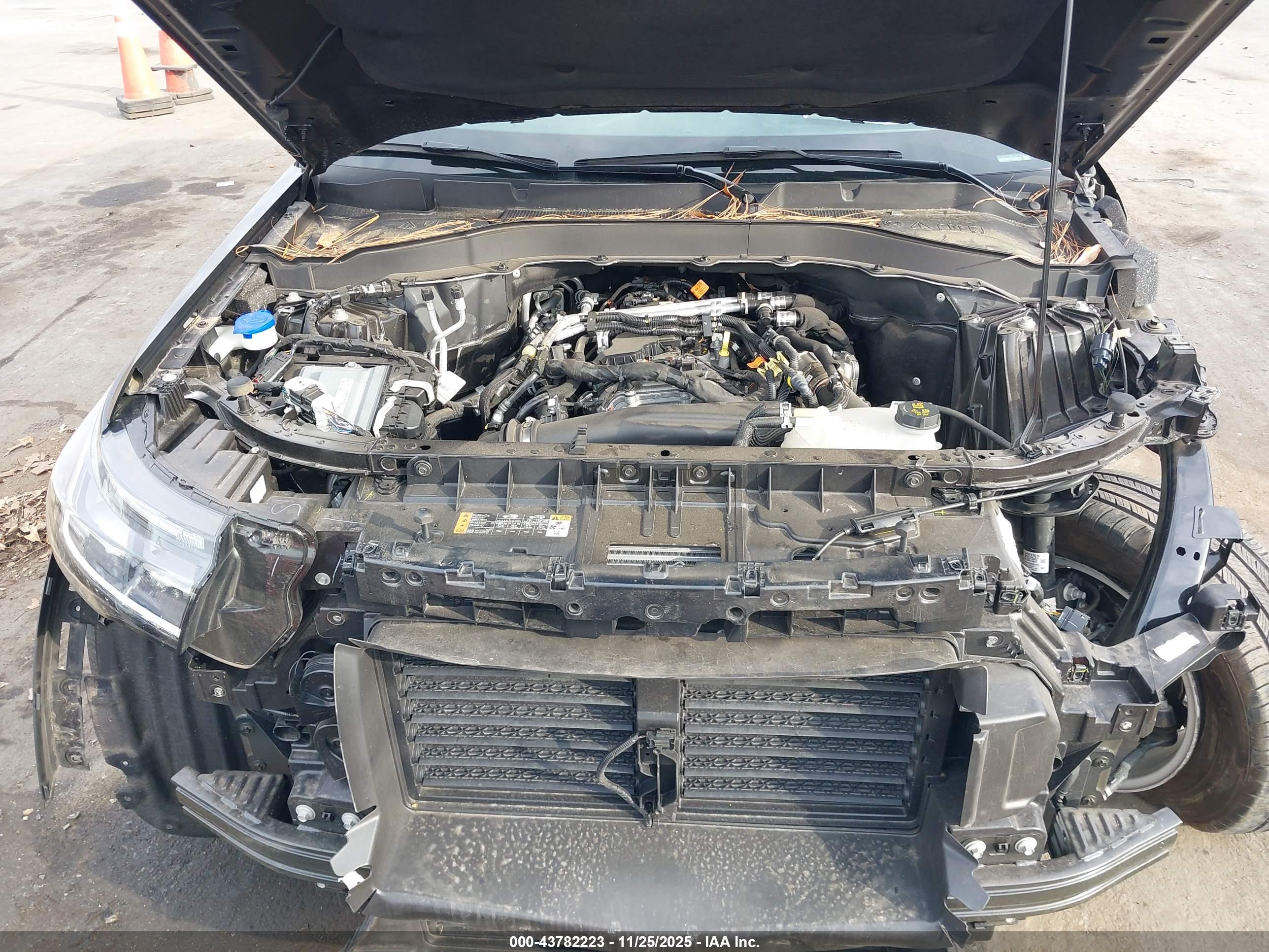 FORD EXPLORER image 10