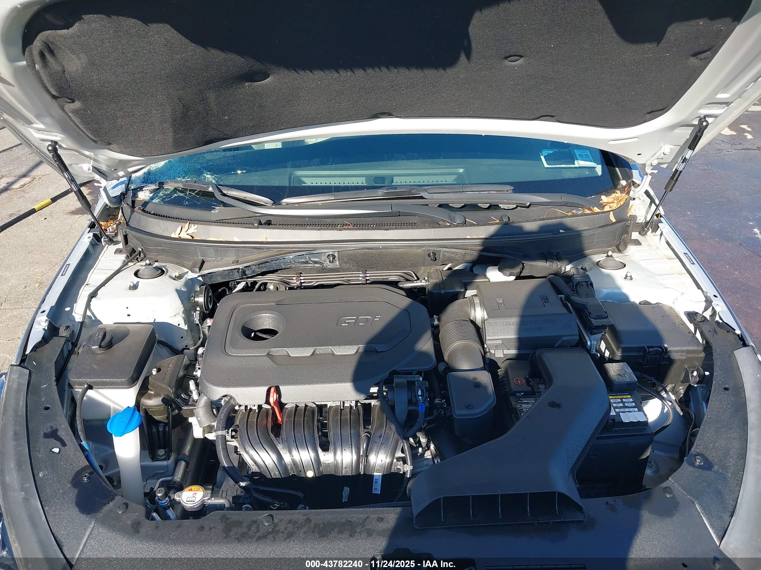 HYUNDAI SONATA image 10