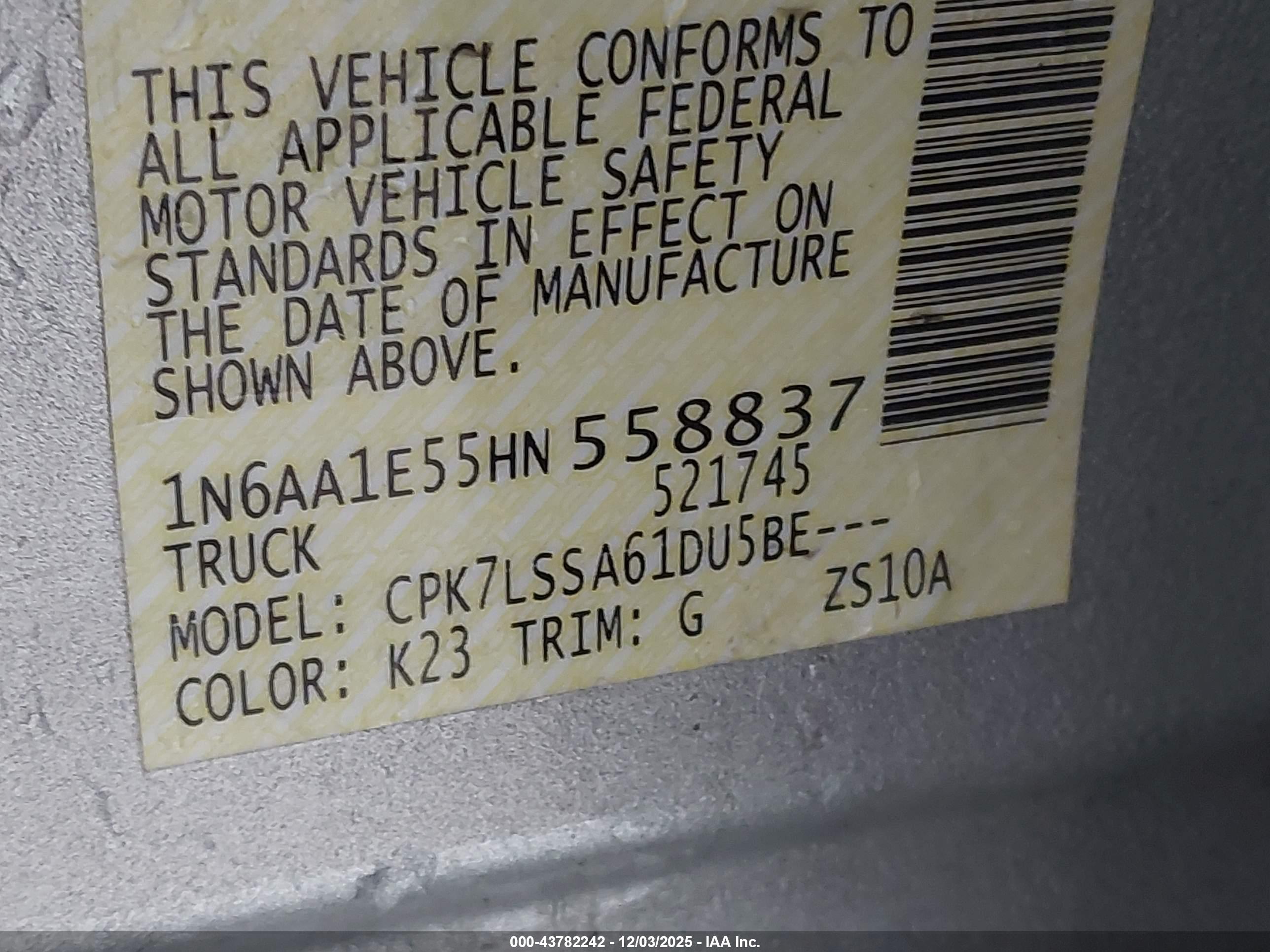NISSAN TITAN image 9