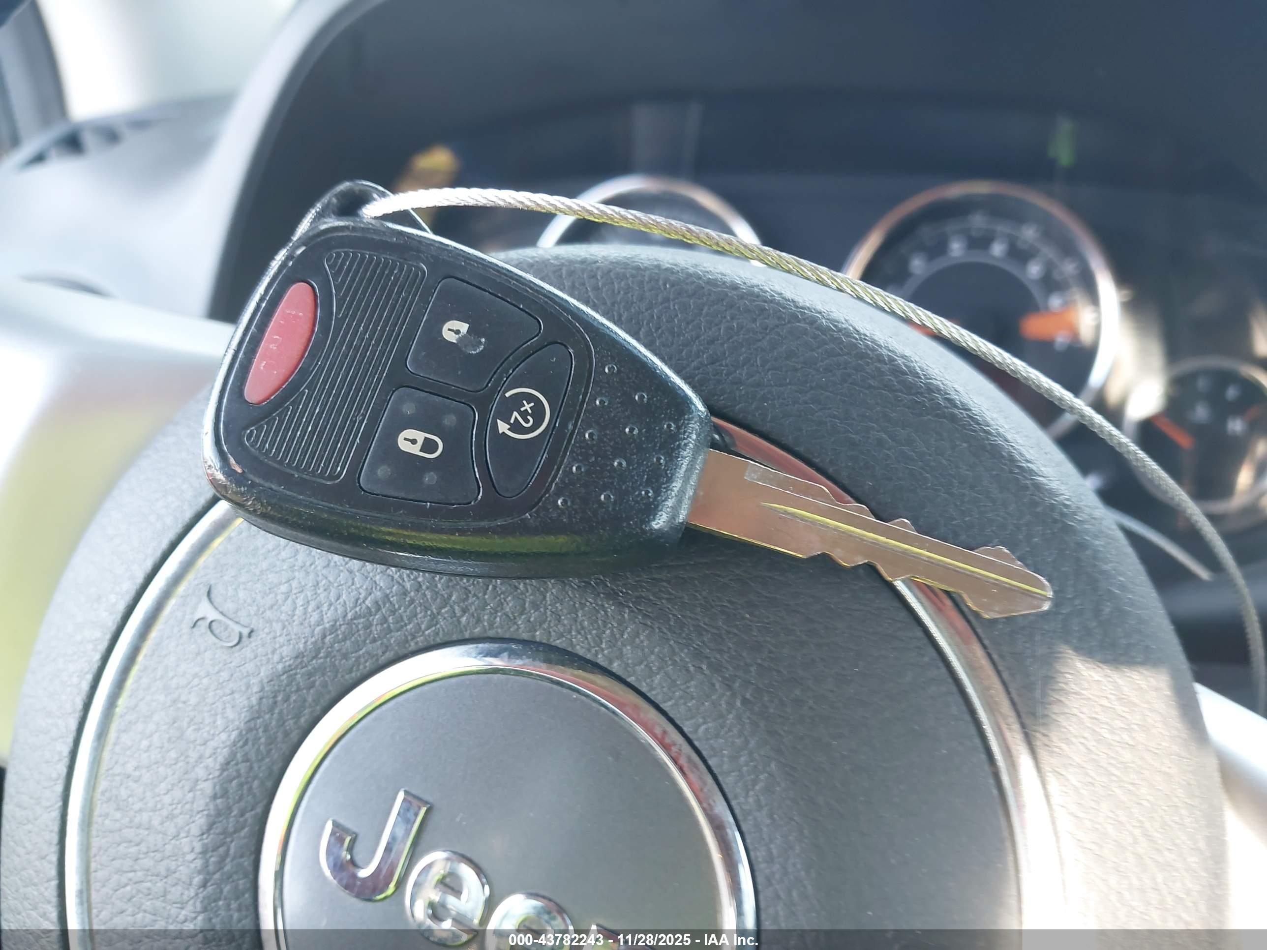 JEEP COMPASS image 11