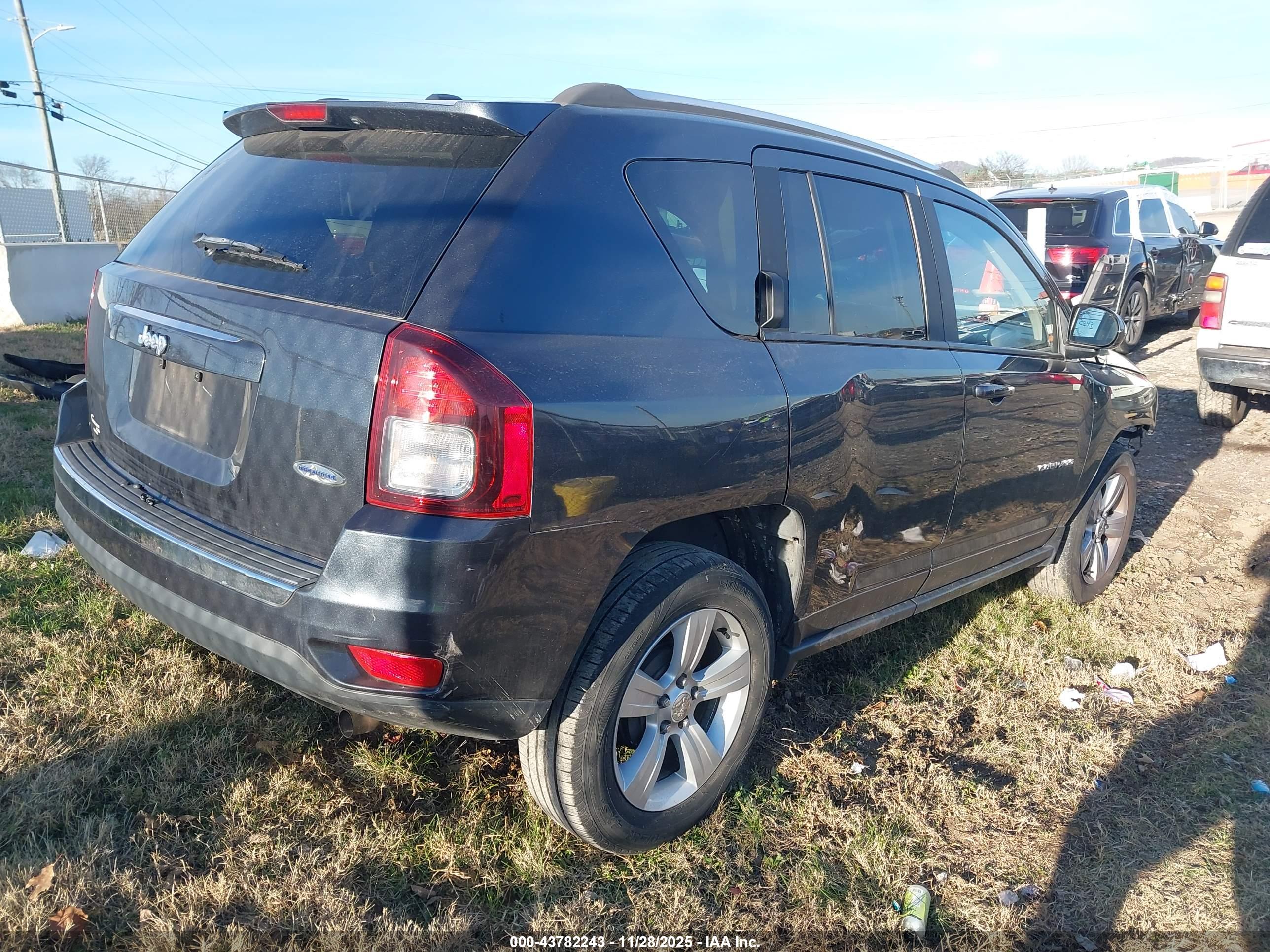 JEEP COMPASS image 4