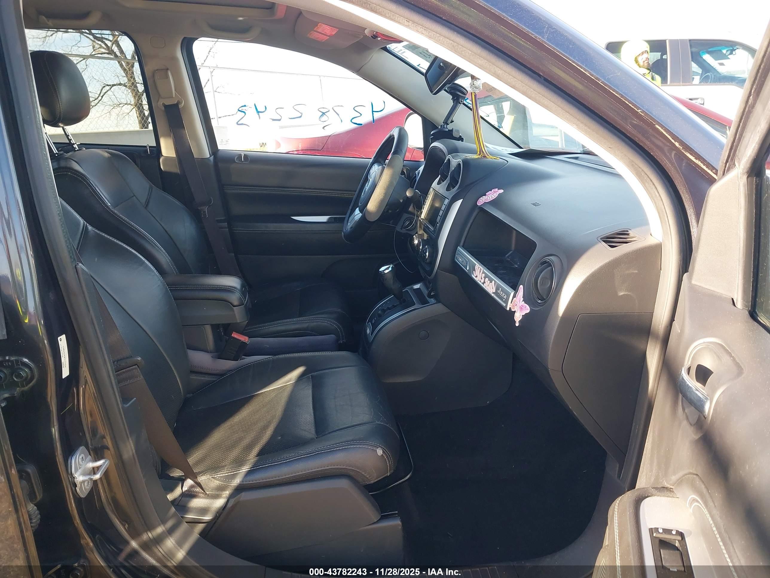 JEEP COMPASS image 5