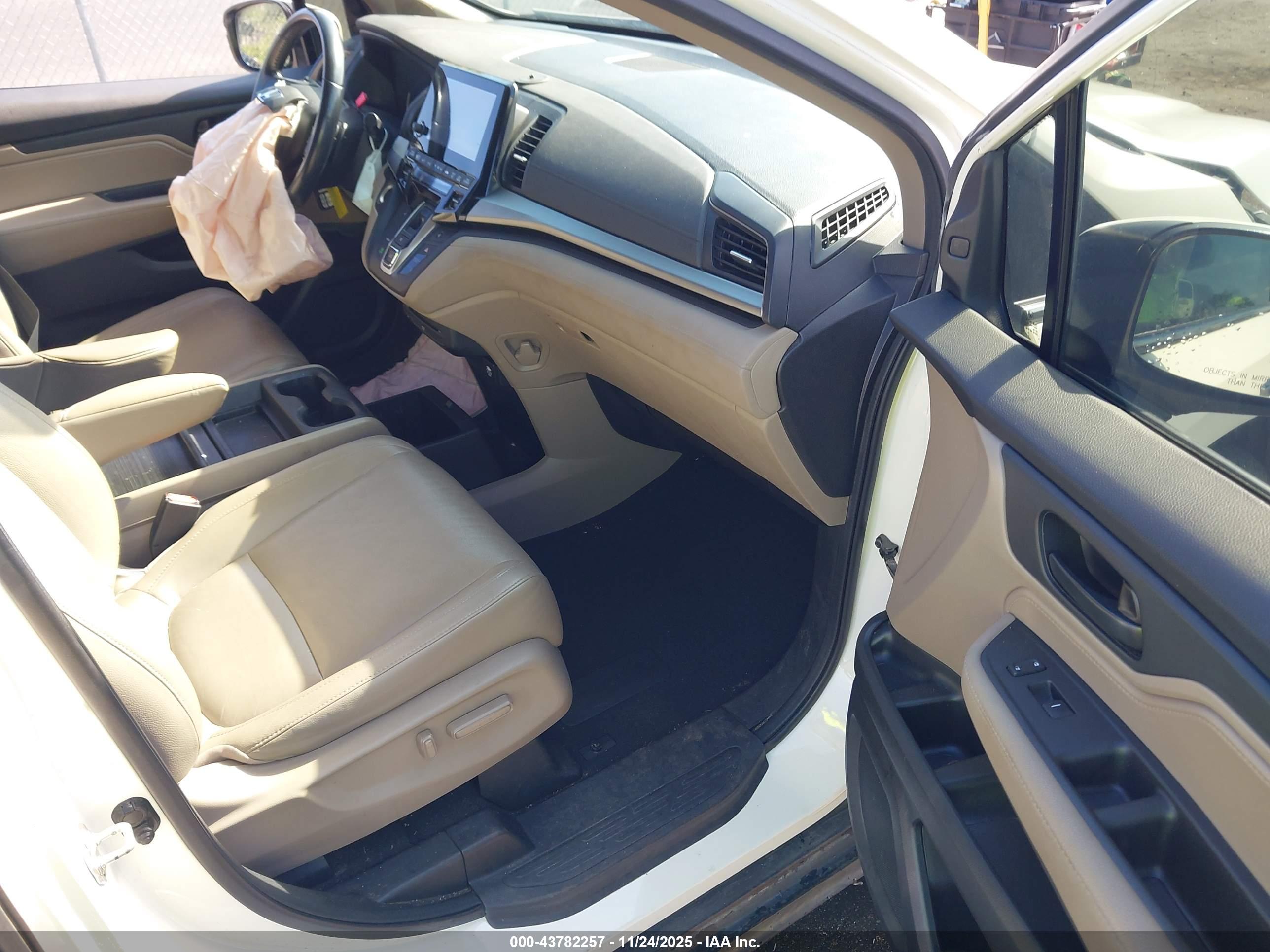HONDA ODYSSEY image 5