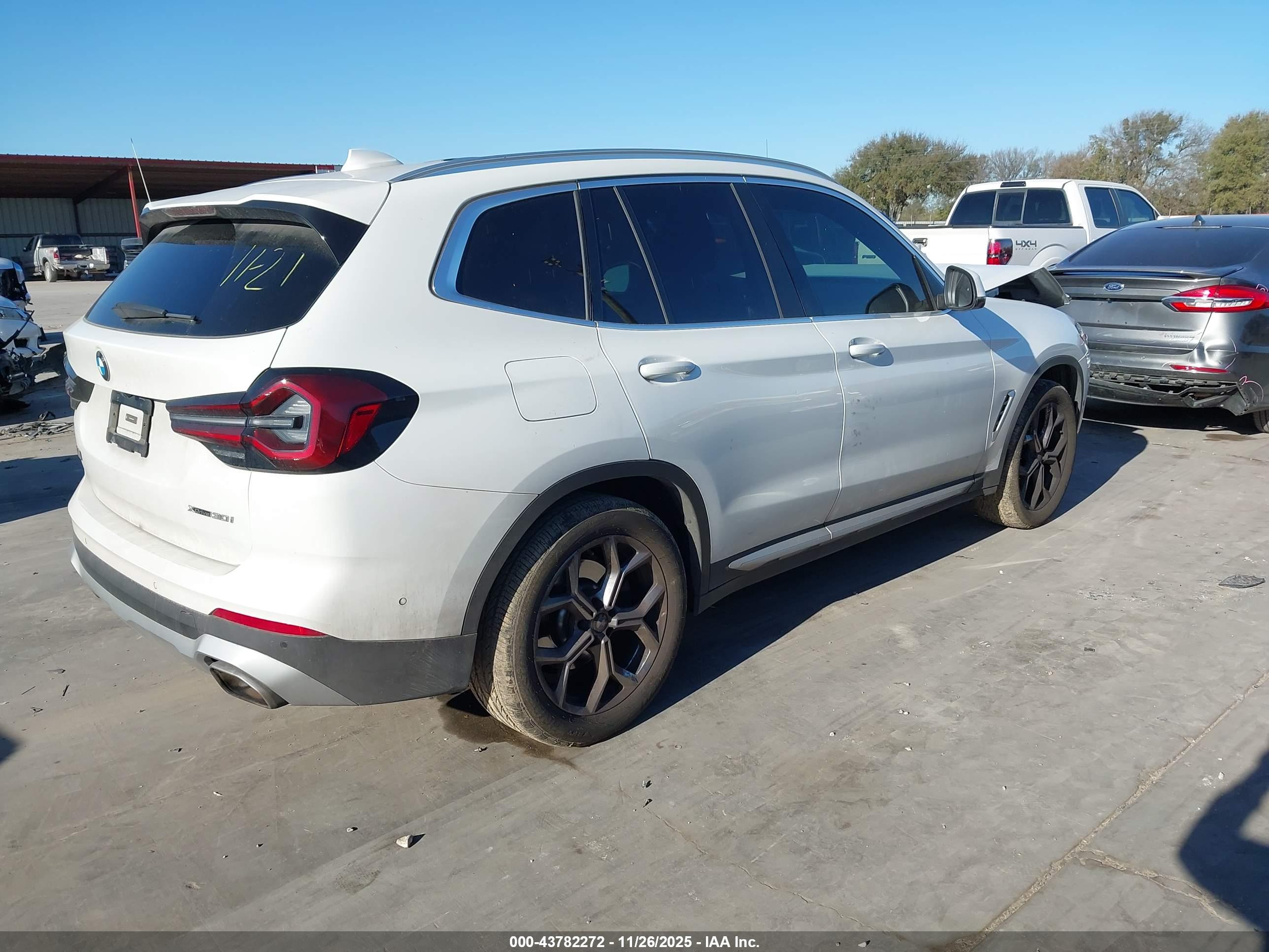 BMW X3 image 4
