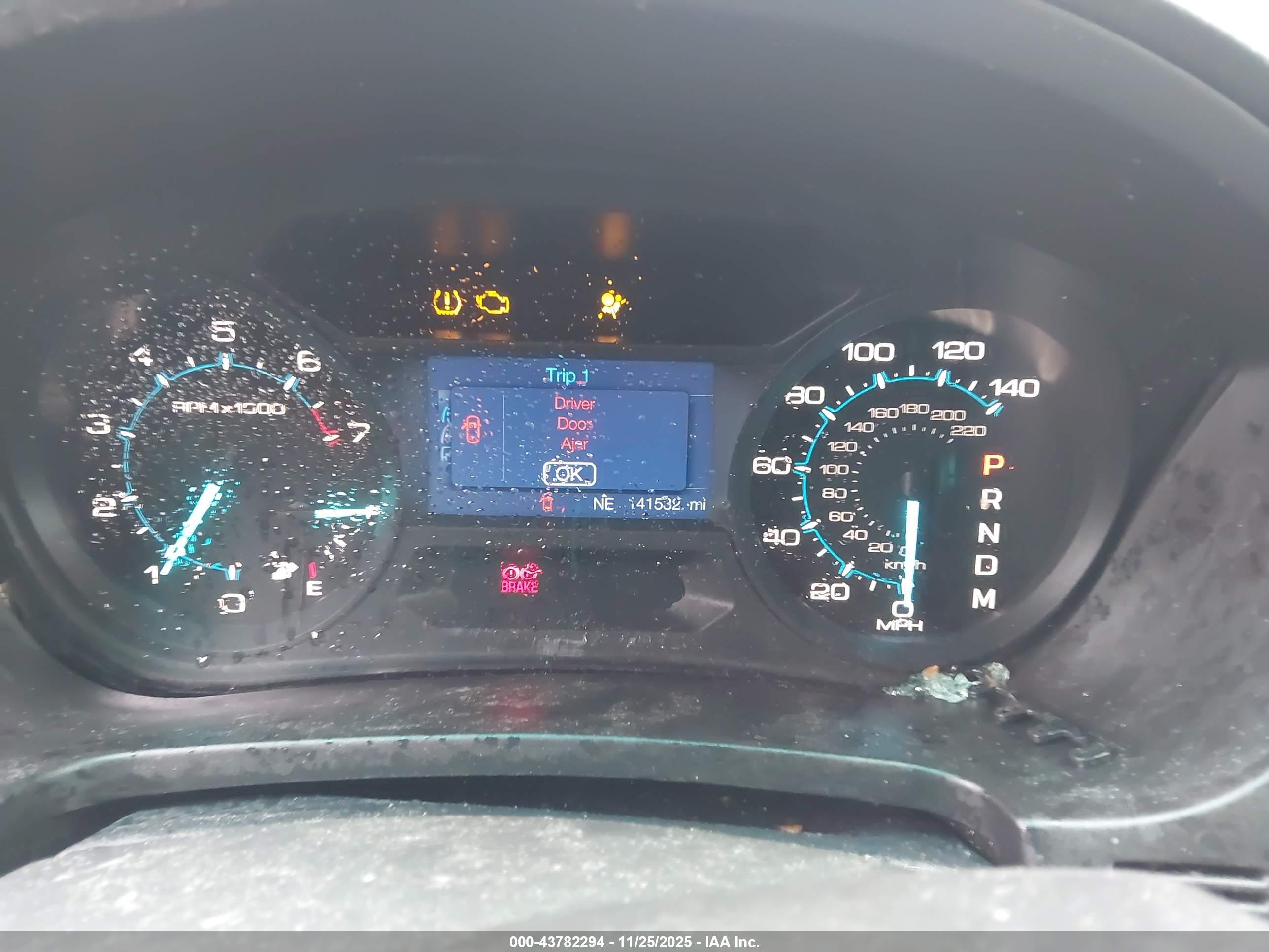 FORD EXPLORER image 7