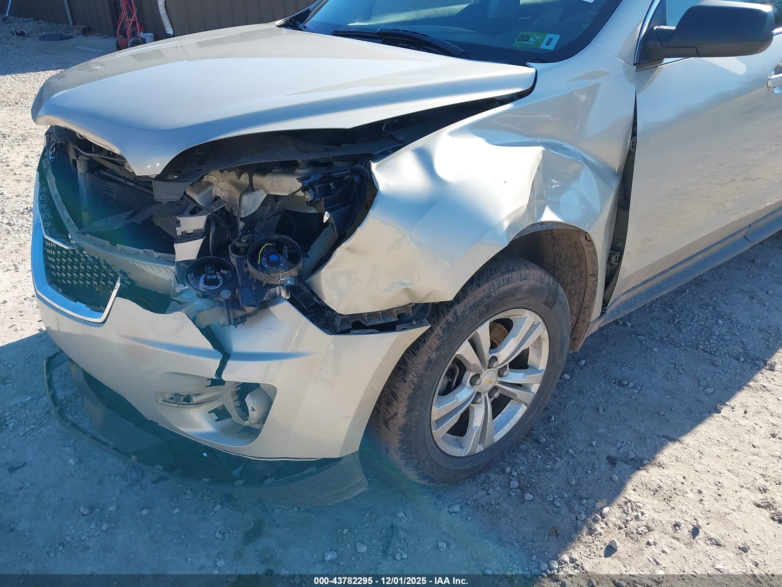 CHEVROLET EQUINOX image 6