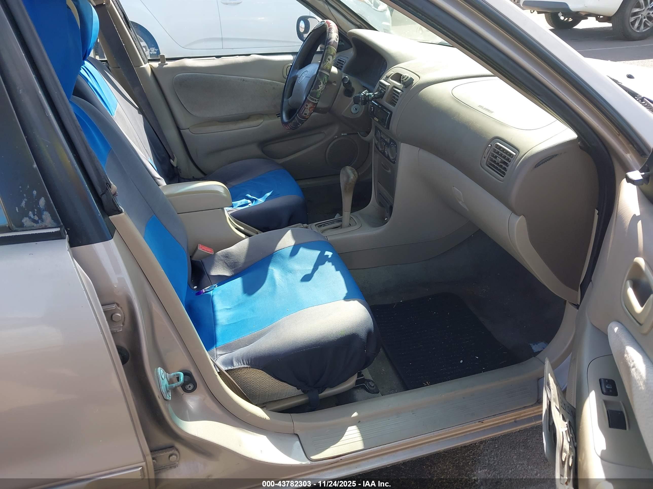 TOYOTA COROLLA image 5