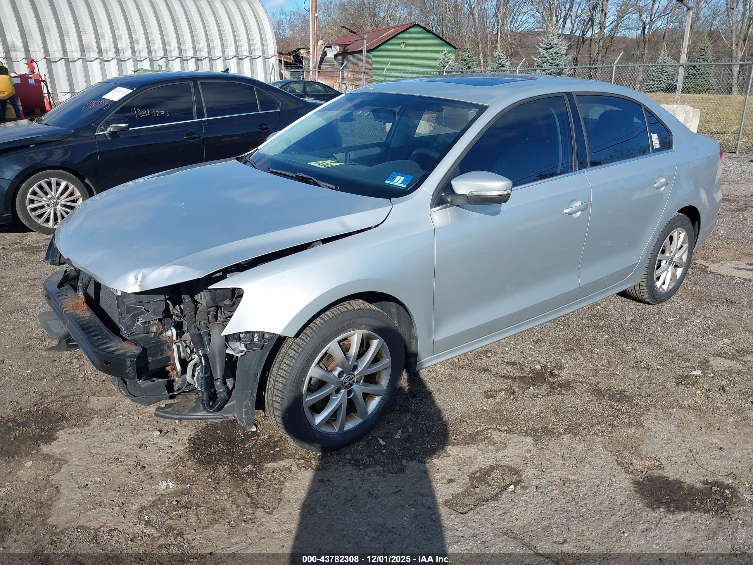 VOLKSWAGEN JETTA image 2