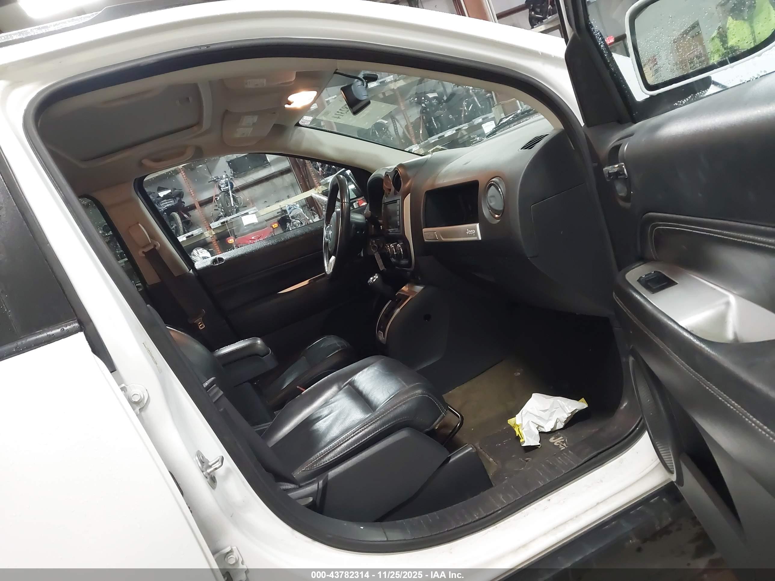 JEEP COMPASS image 5