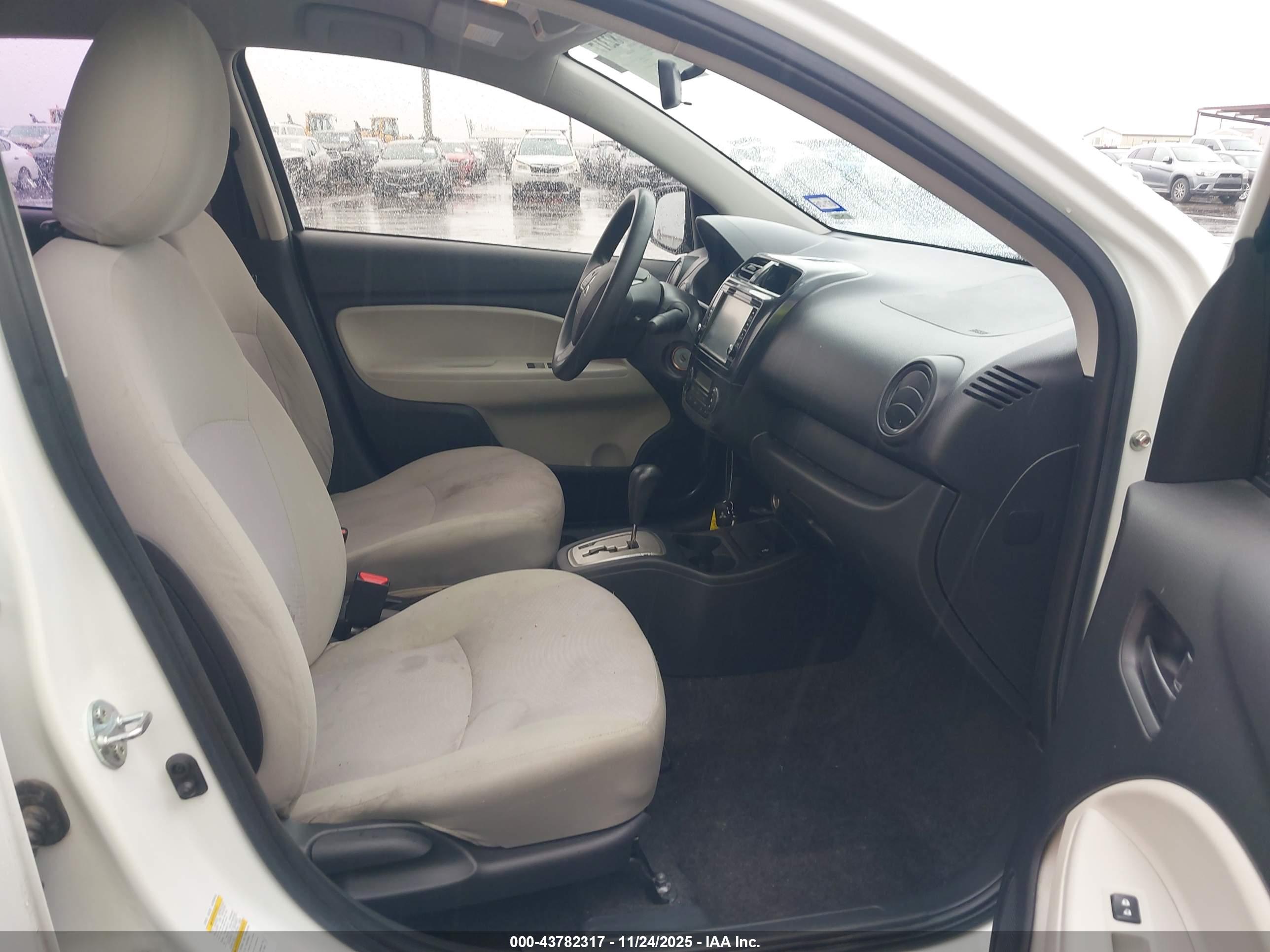 MITSUBISHI MIRAGE image 5