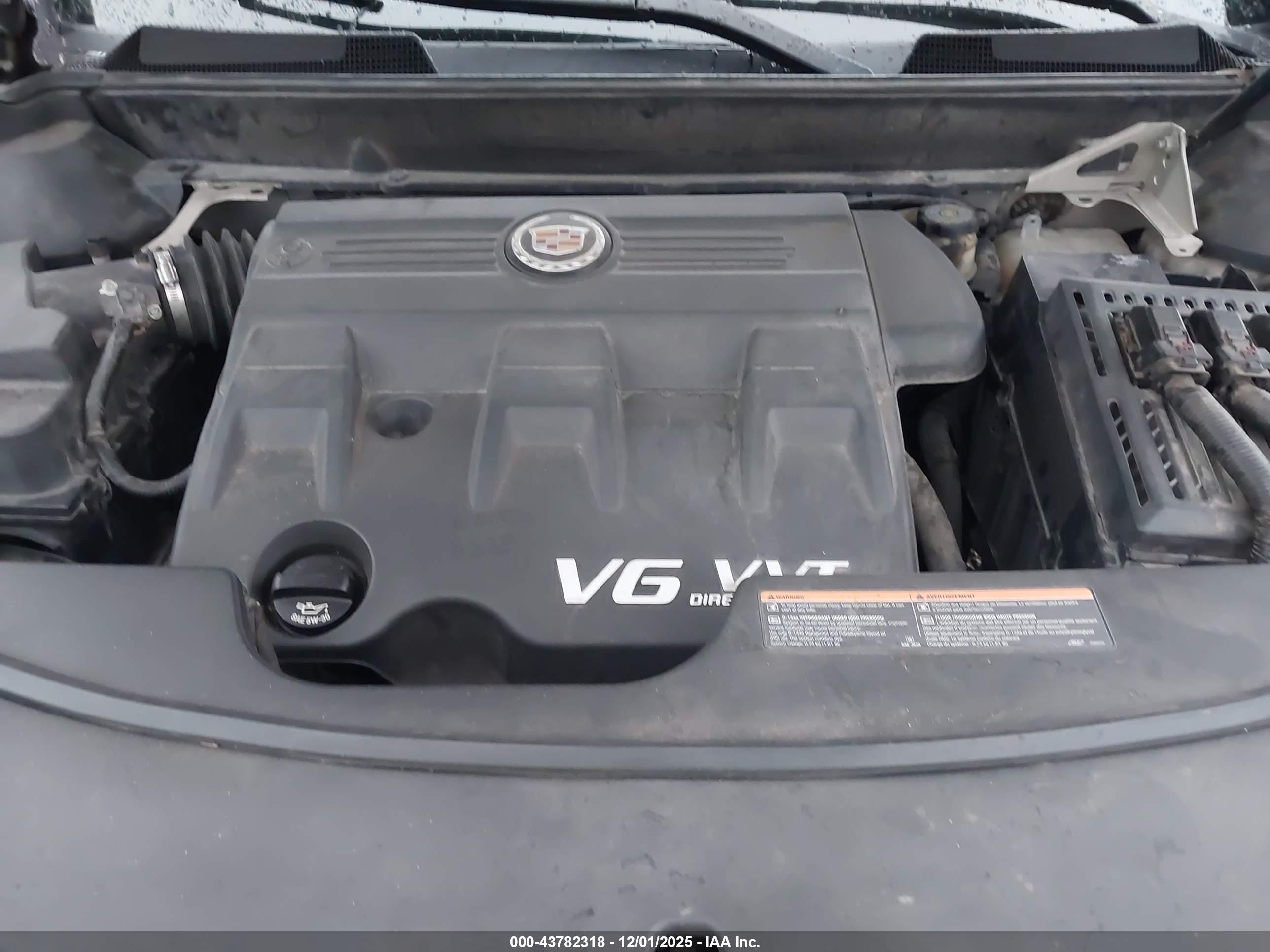 CADILLAC SRX image 10