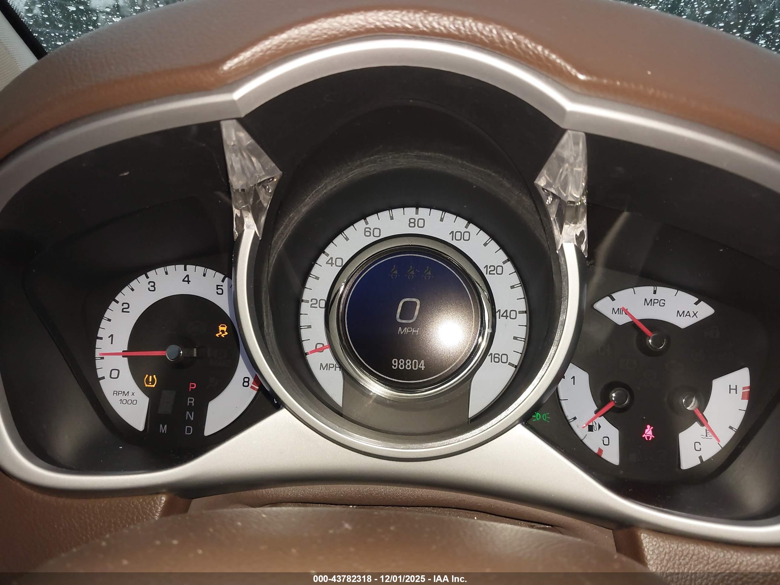 CADILLAC SRX image 7