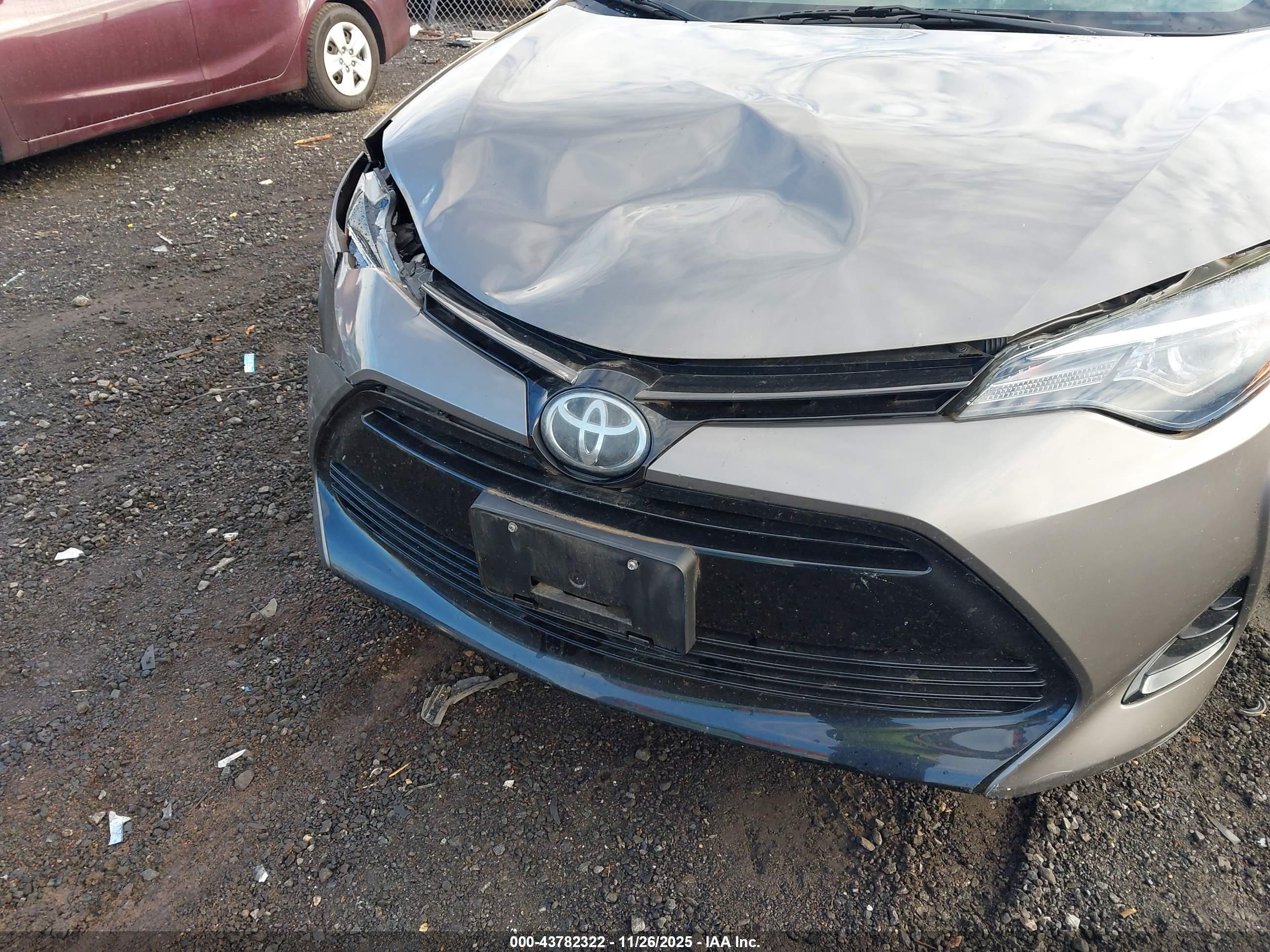 TOYOTA COROLLA image 6