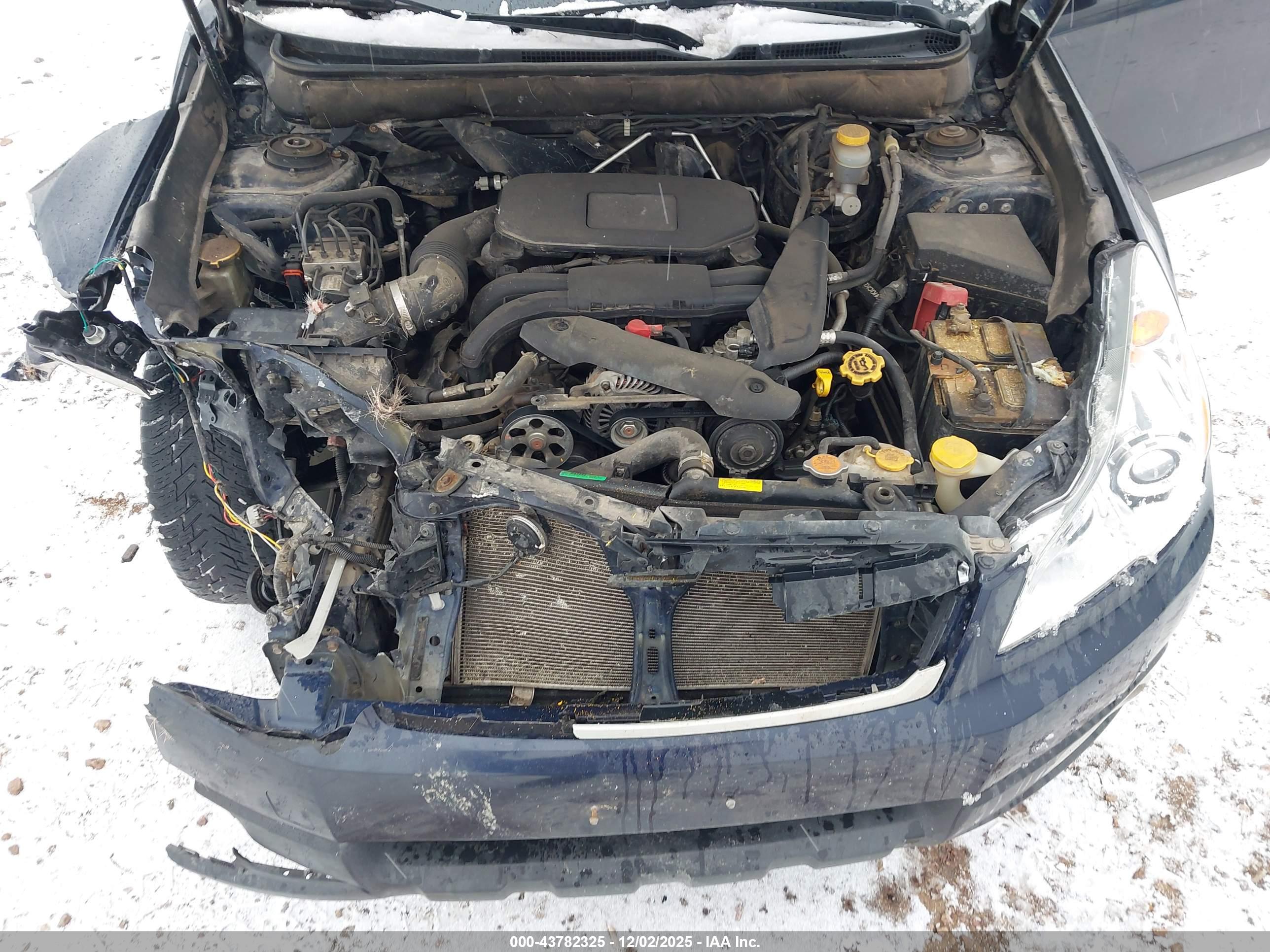 SUBARU OUTBACK image 10