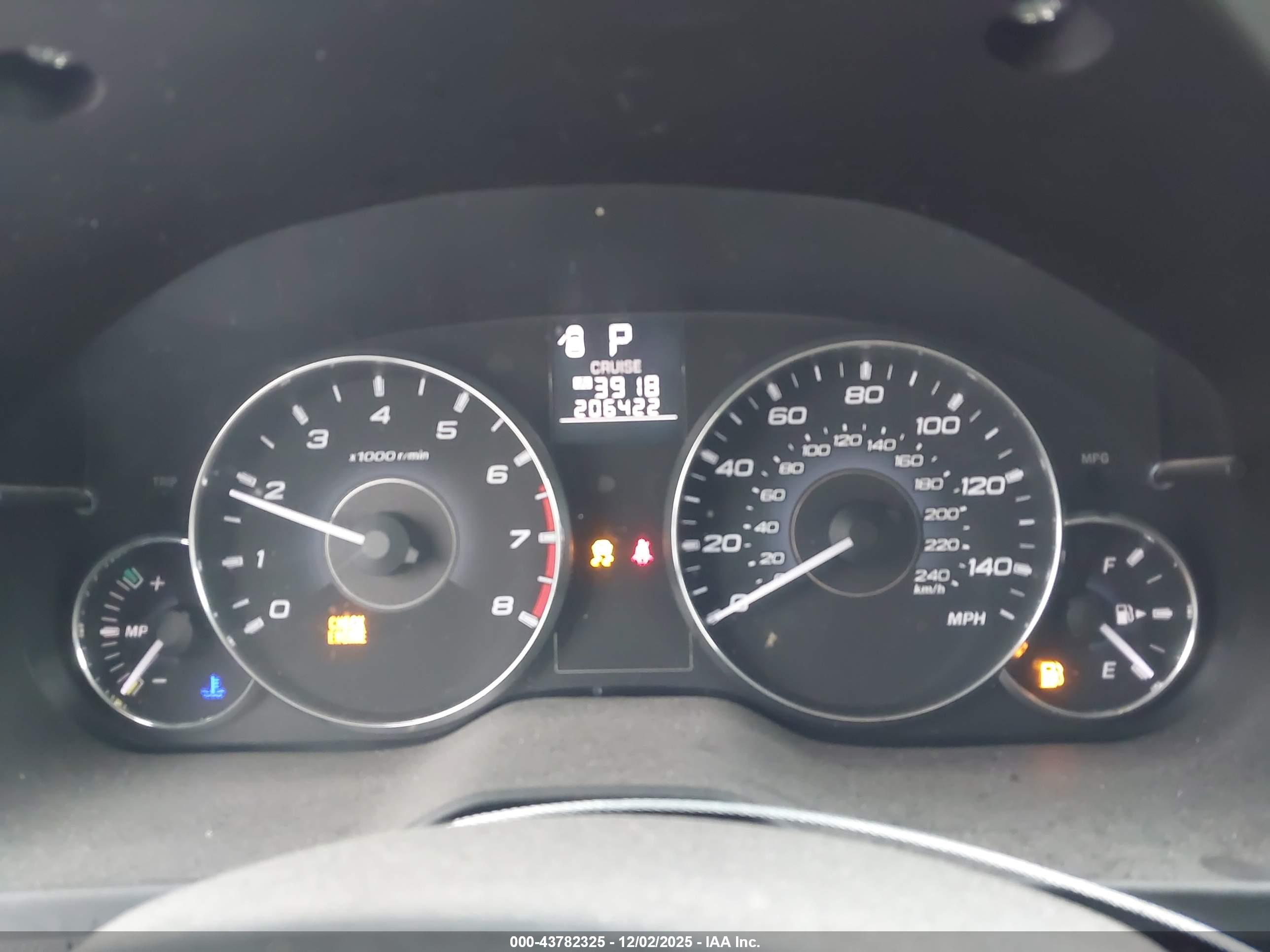 SUBARU OUTBACK image 7
