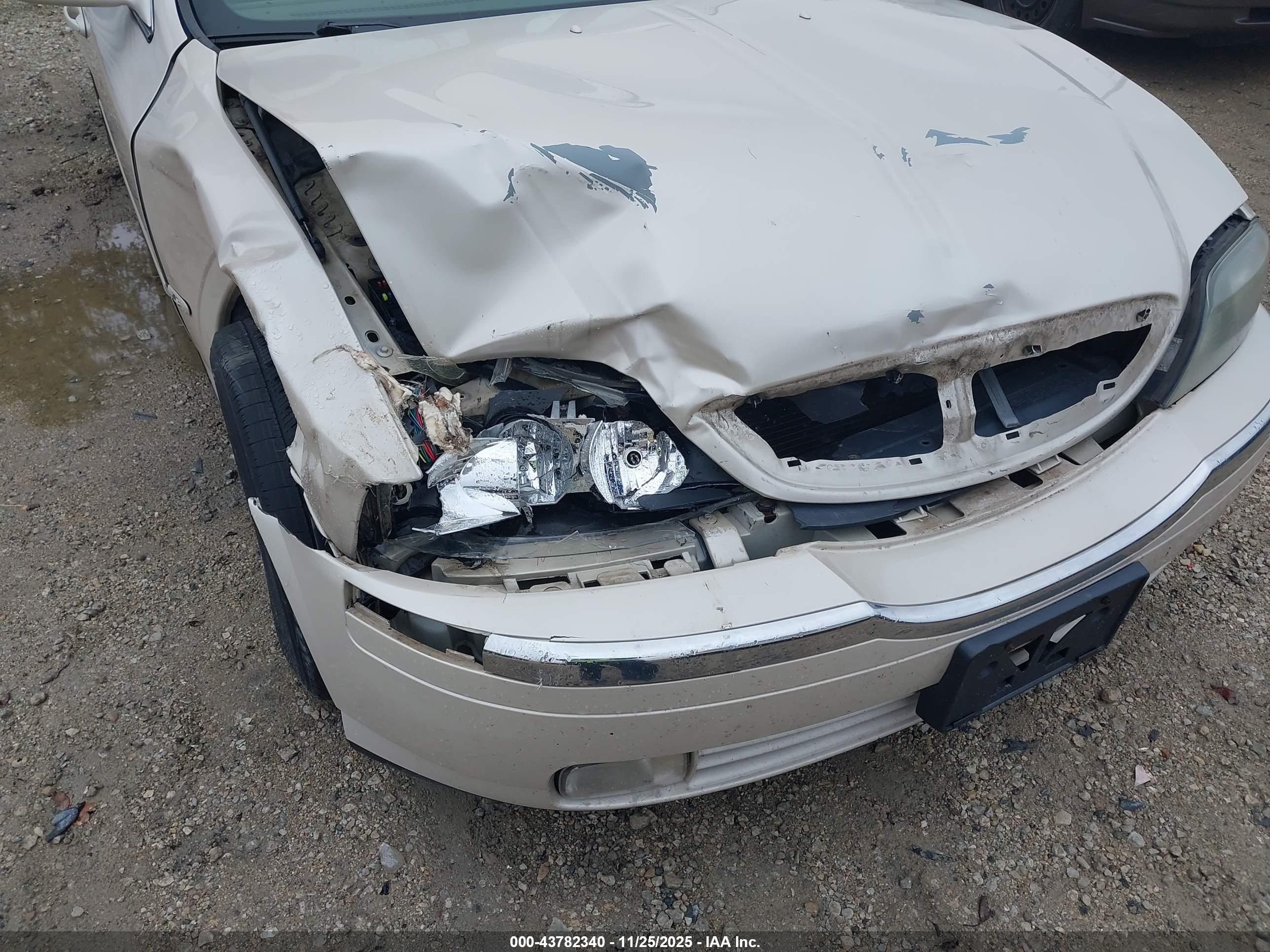 LINCOLN LS image 6