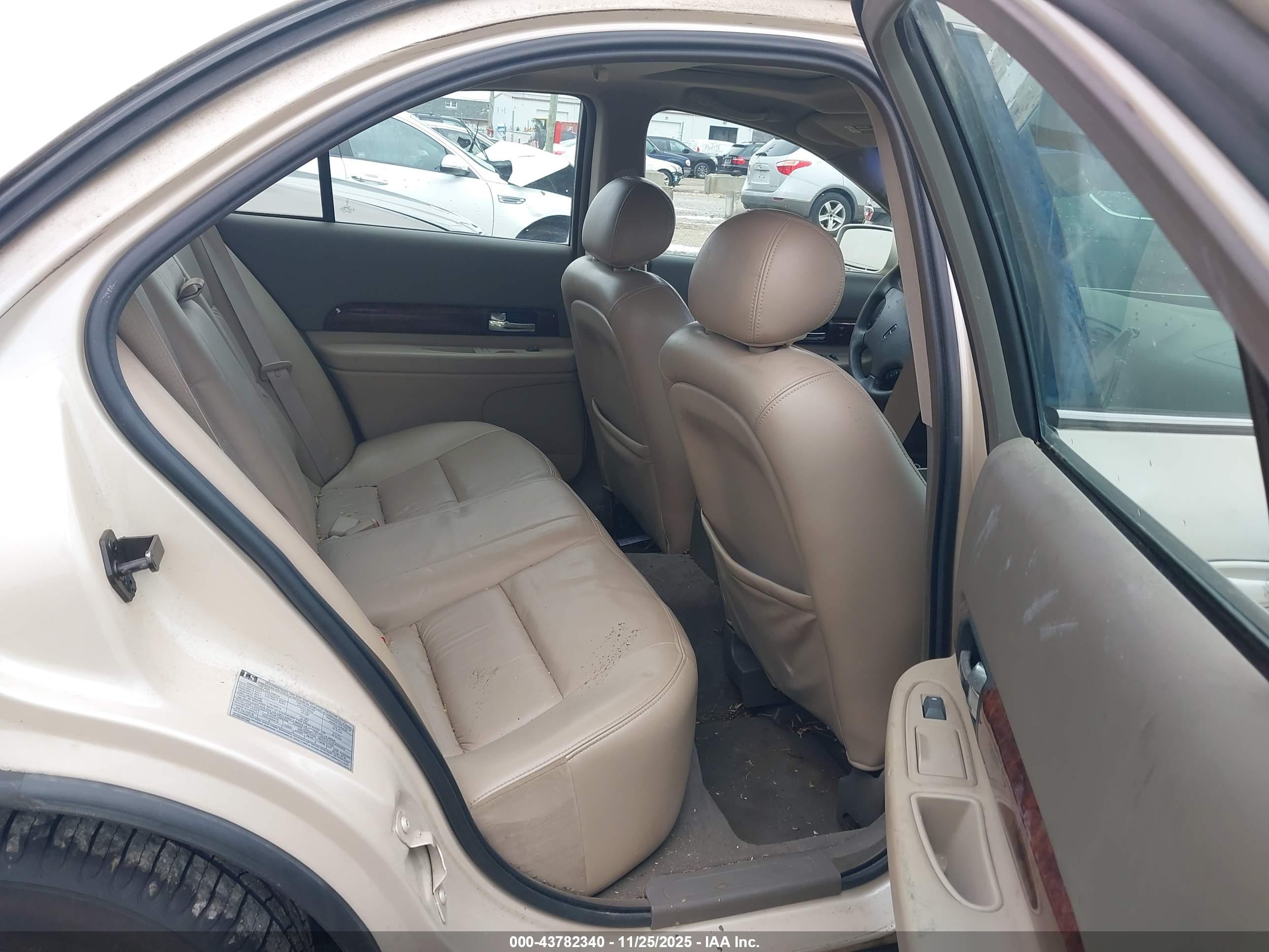 LINCOLN LS image 8
