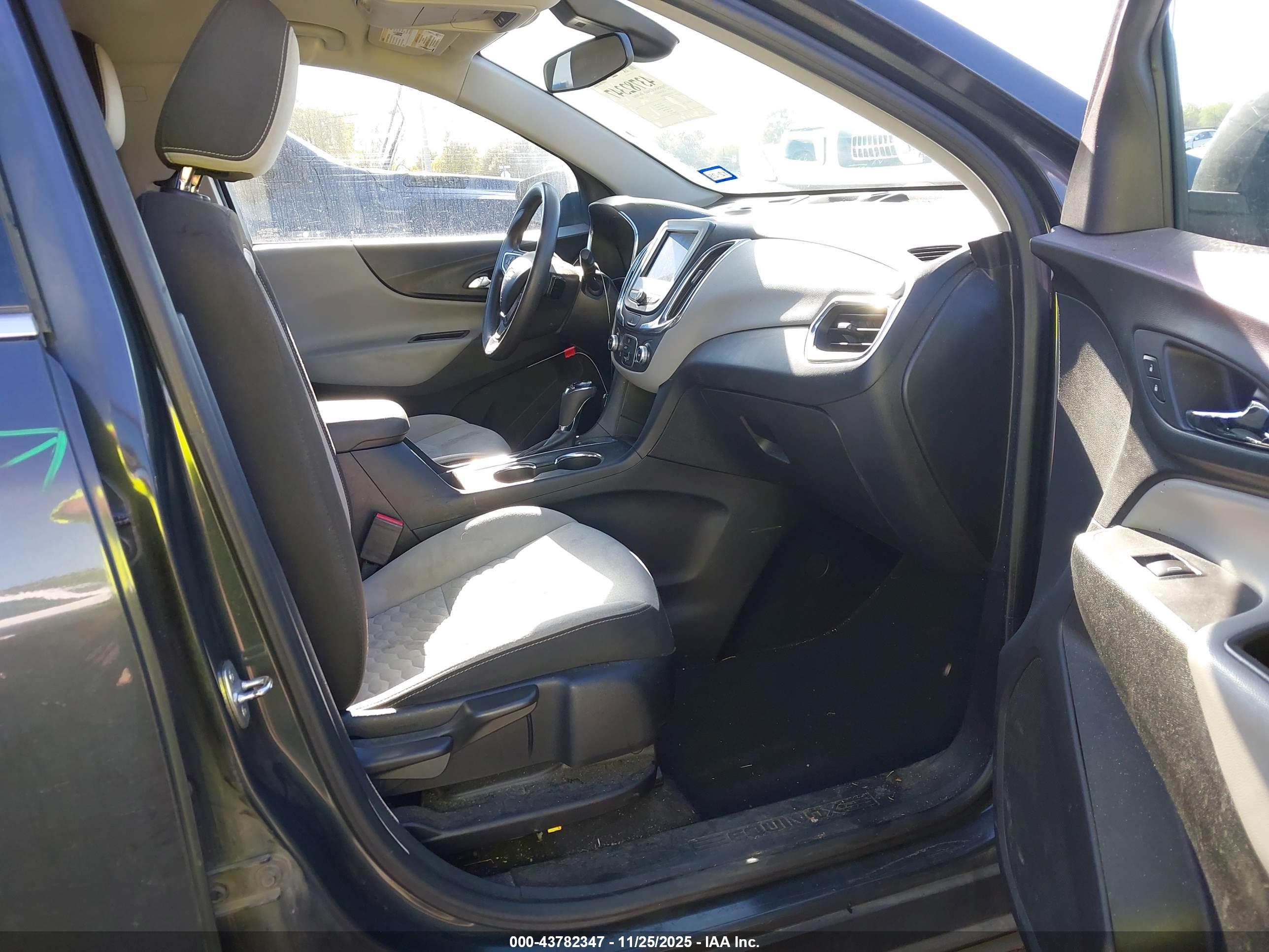 CHEVROLET EQUINOX image 5
