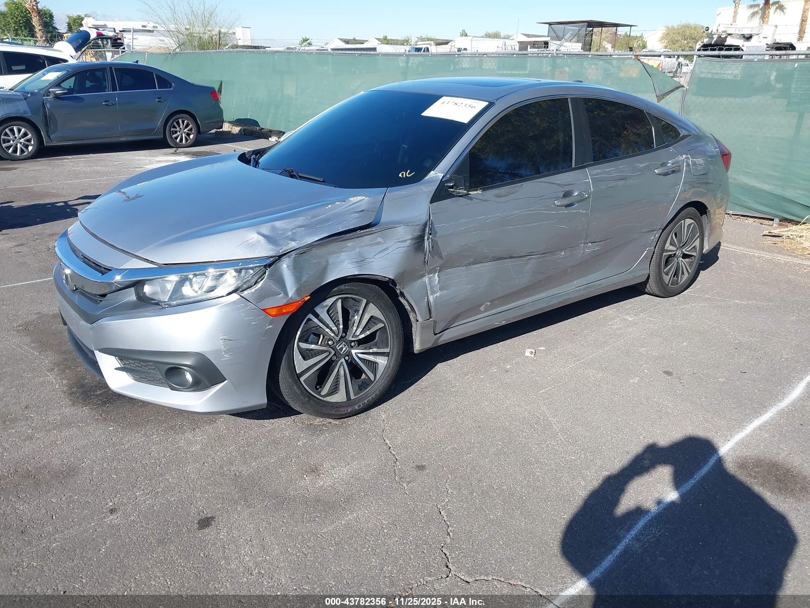 HONDA CIVIC image 2