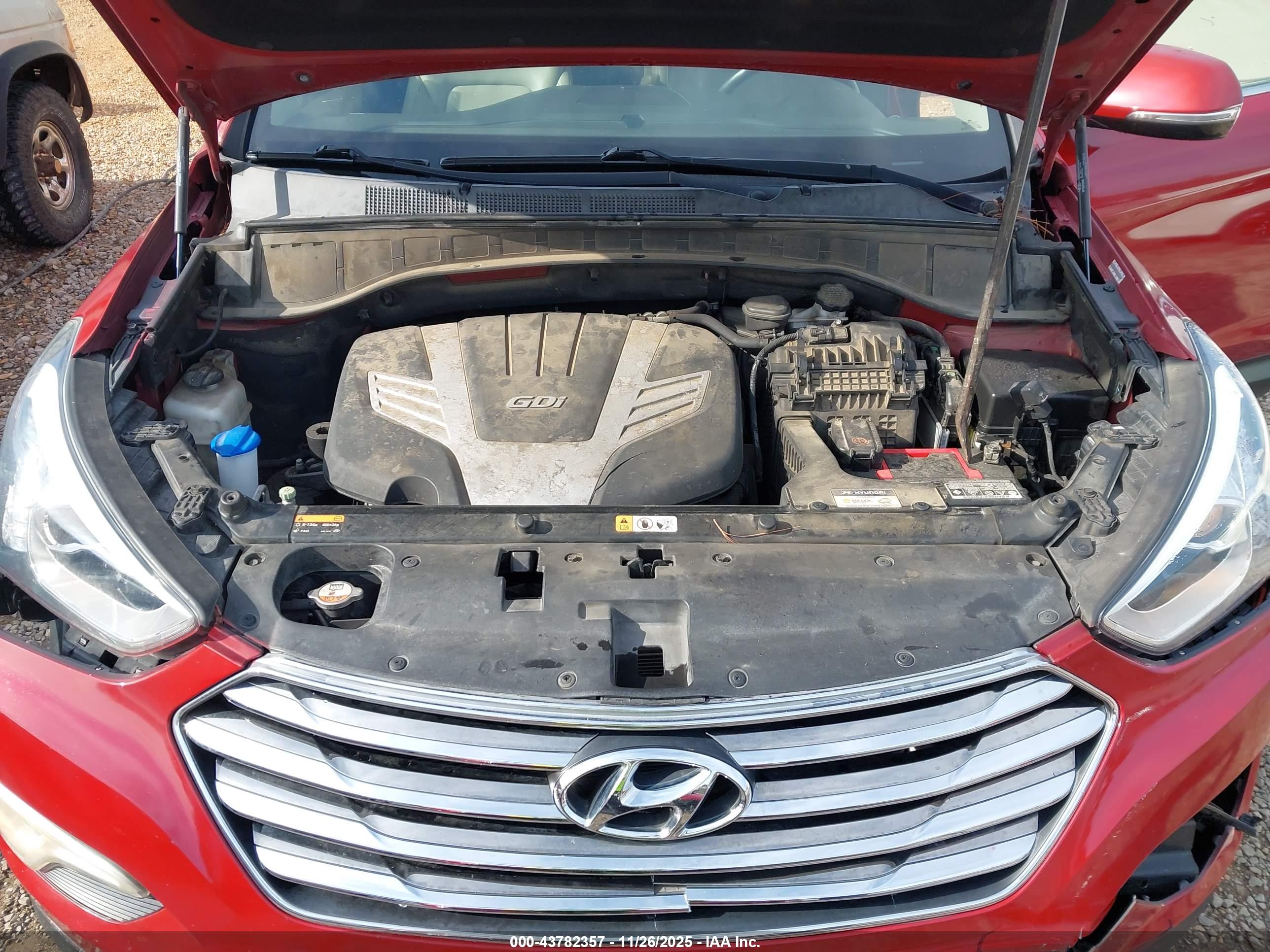 HYUNDAI SANTA image 10