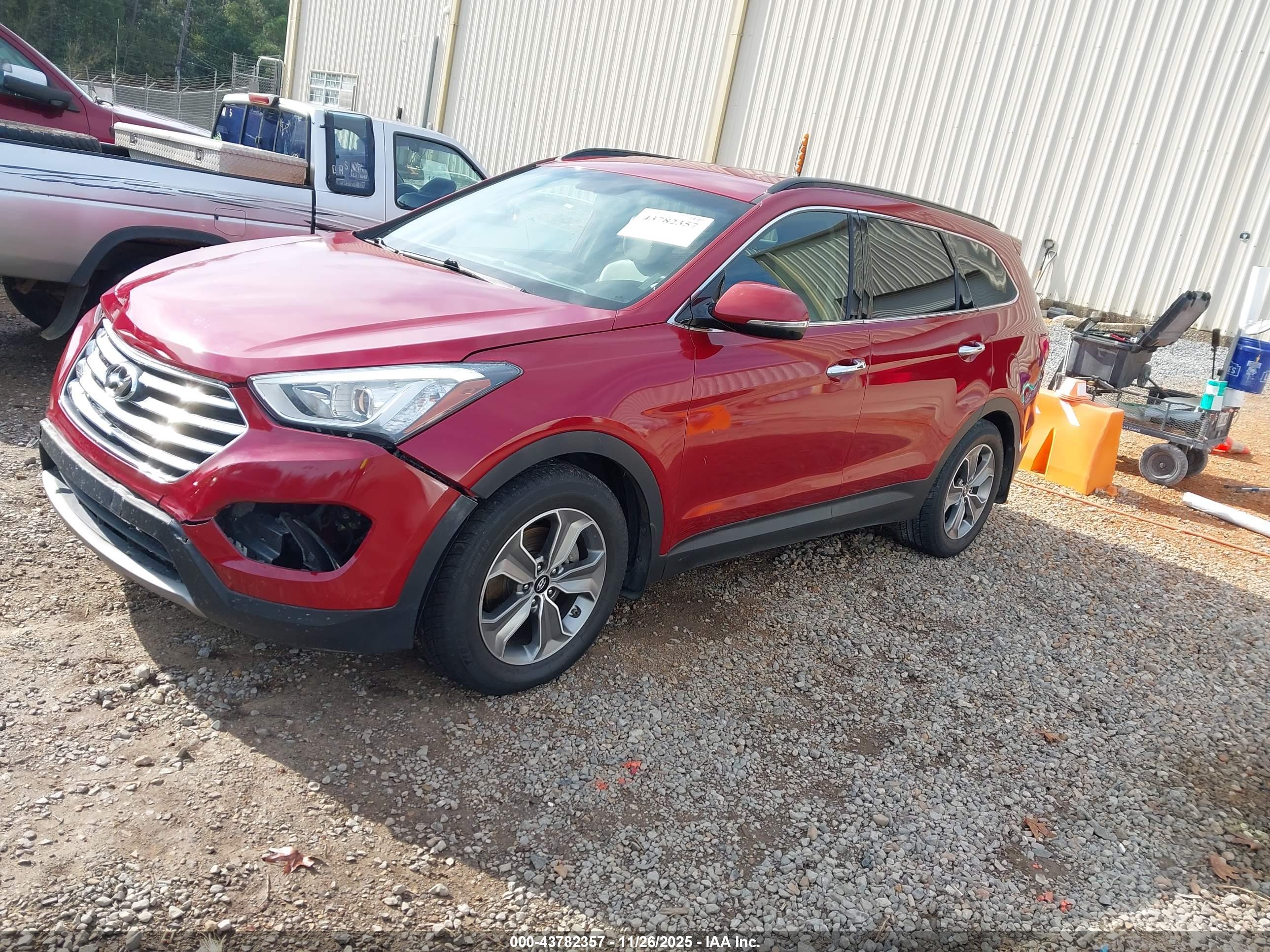 HYUNDAI SANTA image 2