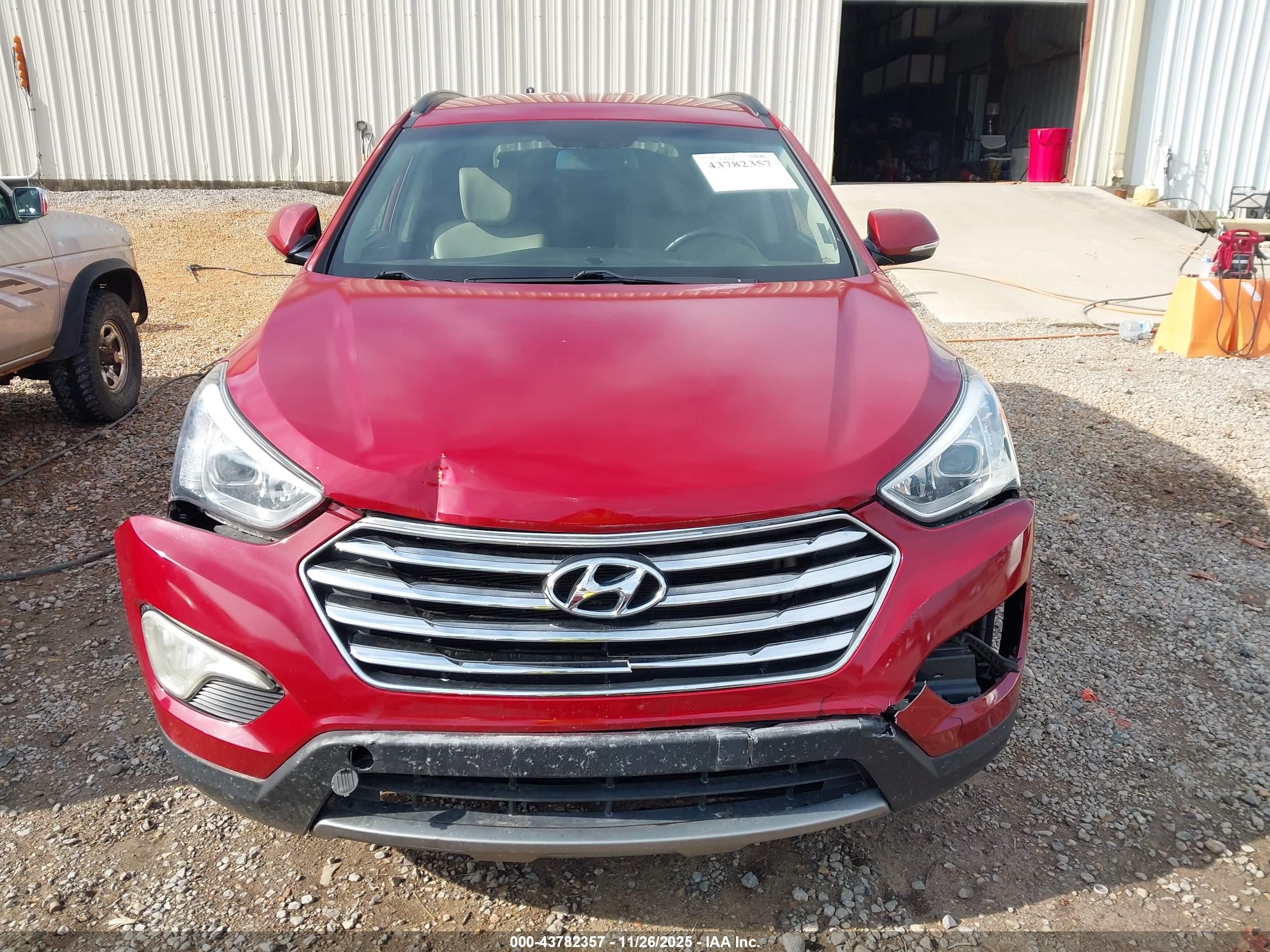 HYUNDAI SANTA image 6