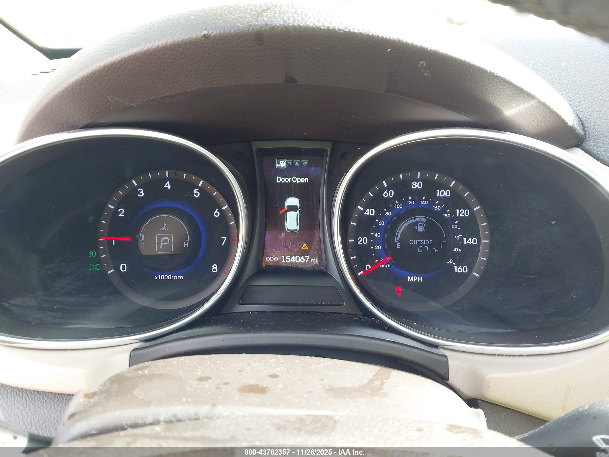 HYUNDAI SANTA image 7