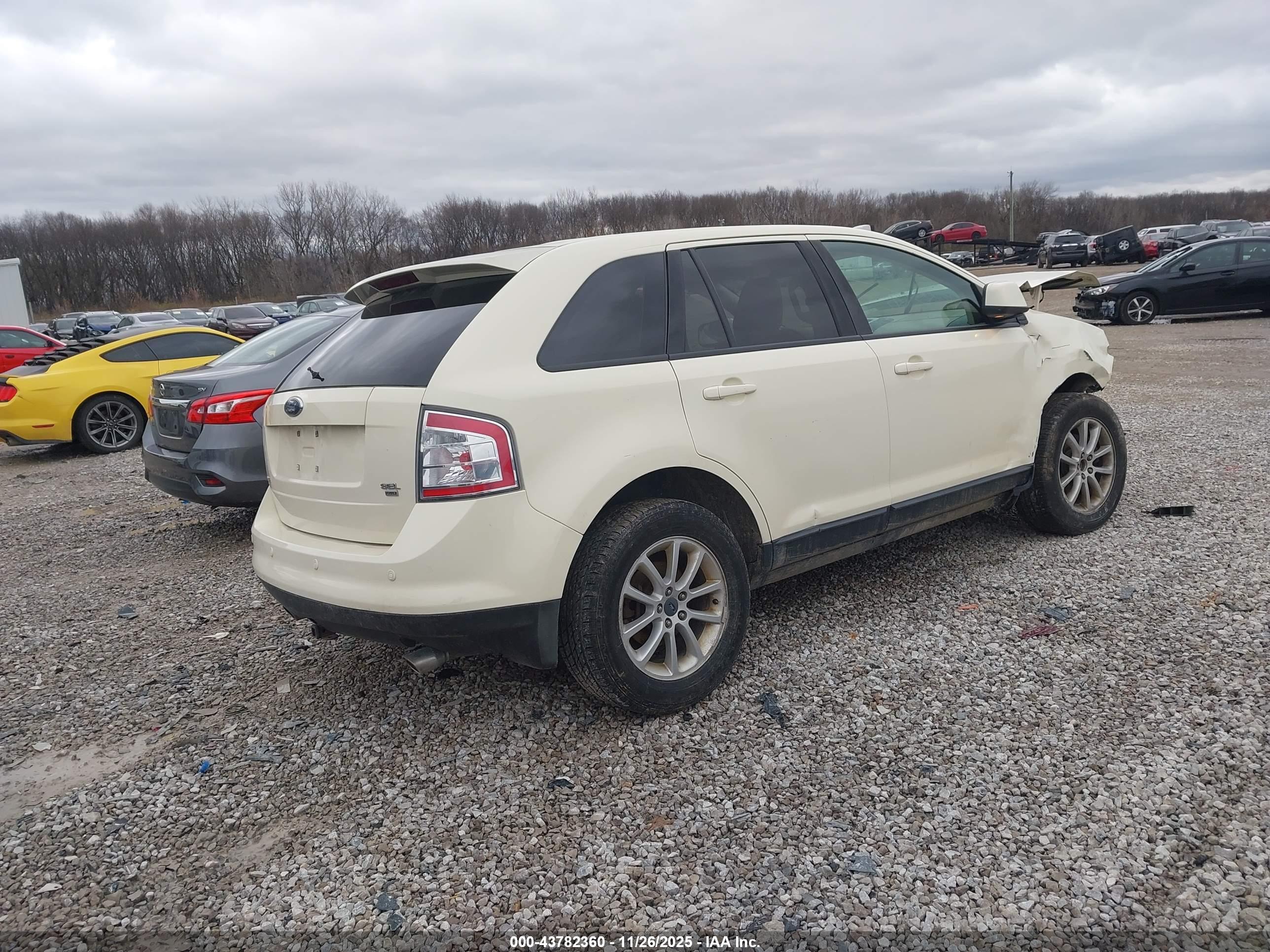 FORD EDGE image 4