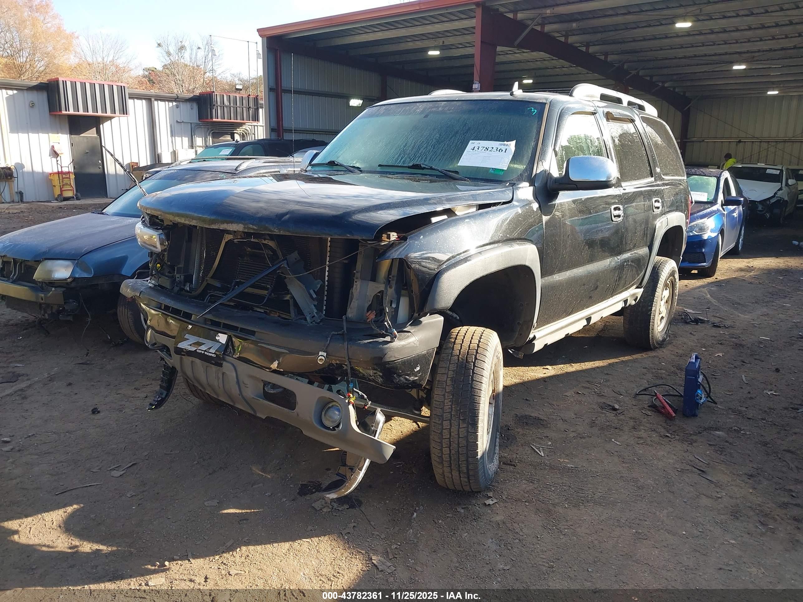 CHEVROLET TAHOE image 2