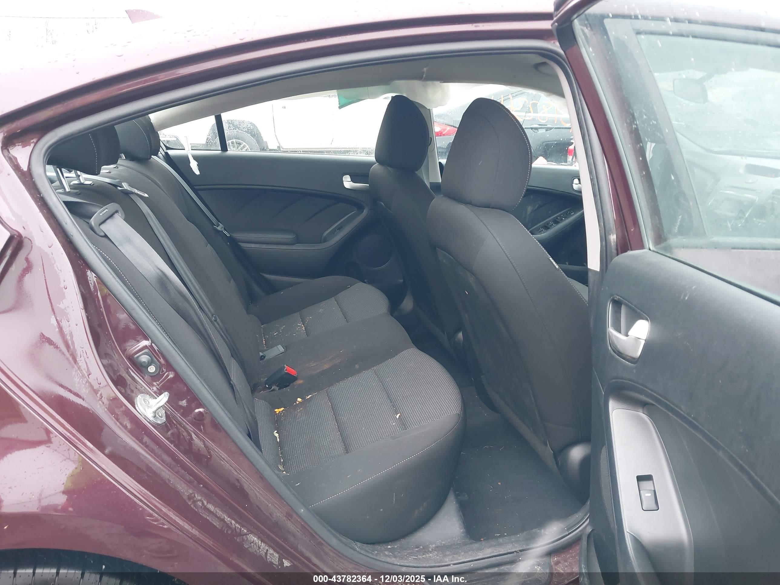 KIA FORTE image 8