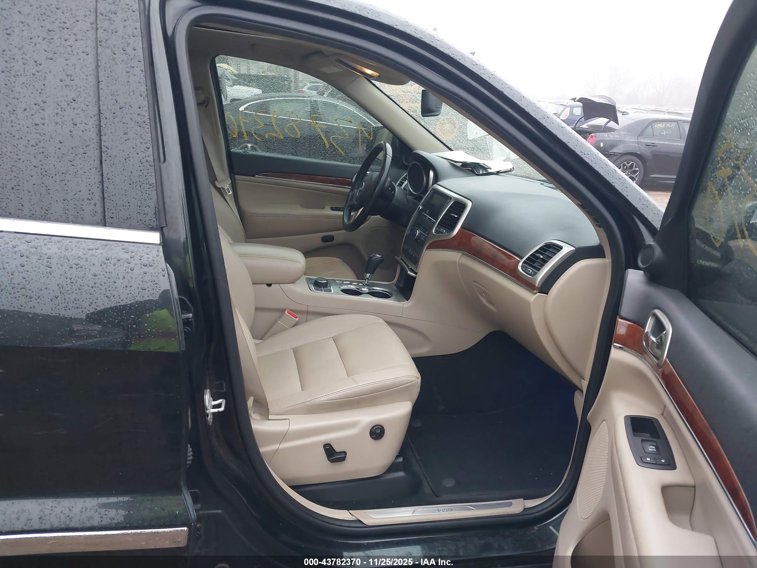 JEEP GRAND image 5