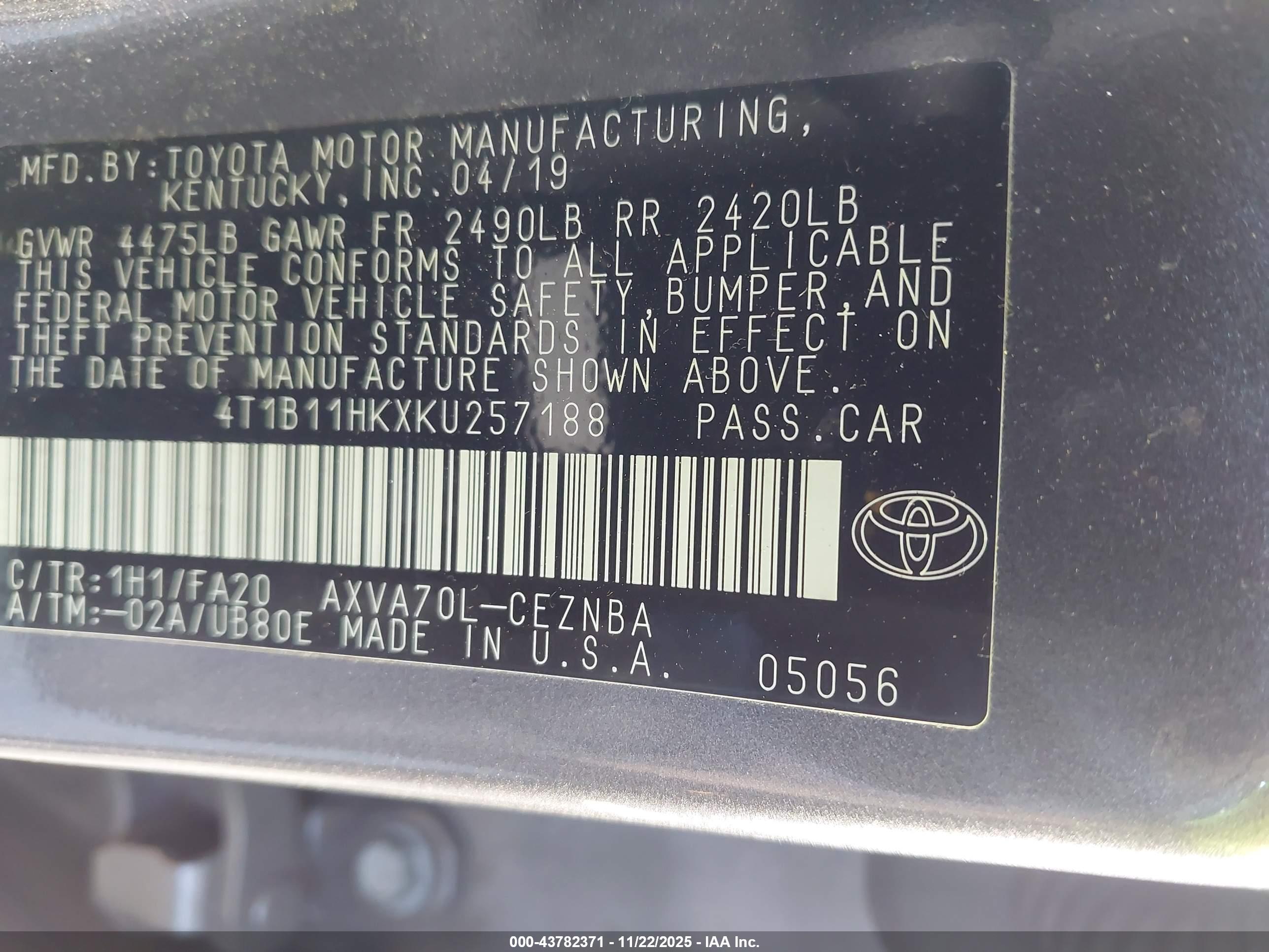 TOYOTA CAMRY image 9