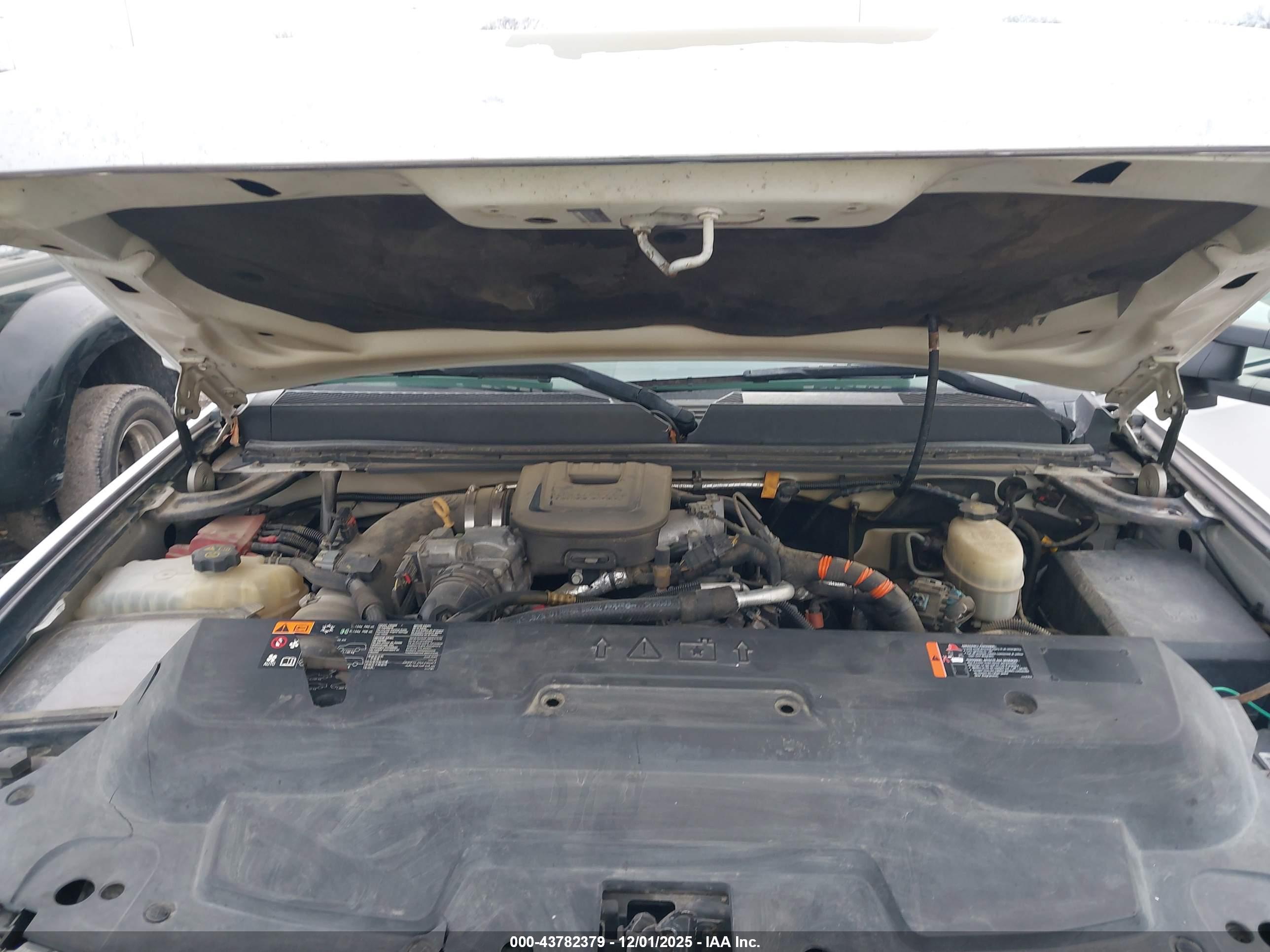 GMC SIERRA image 10