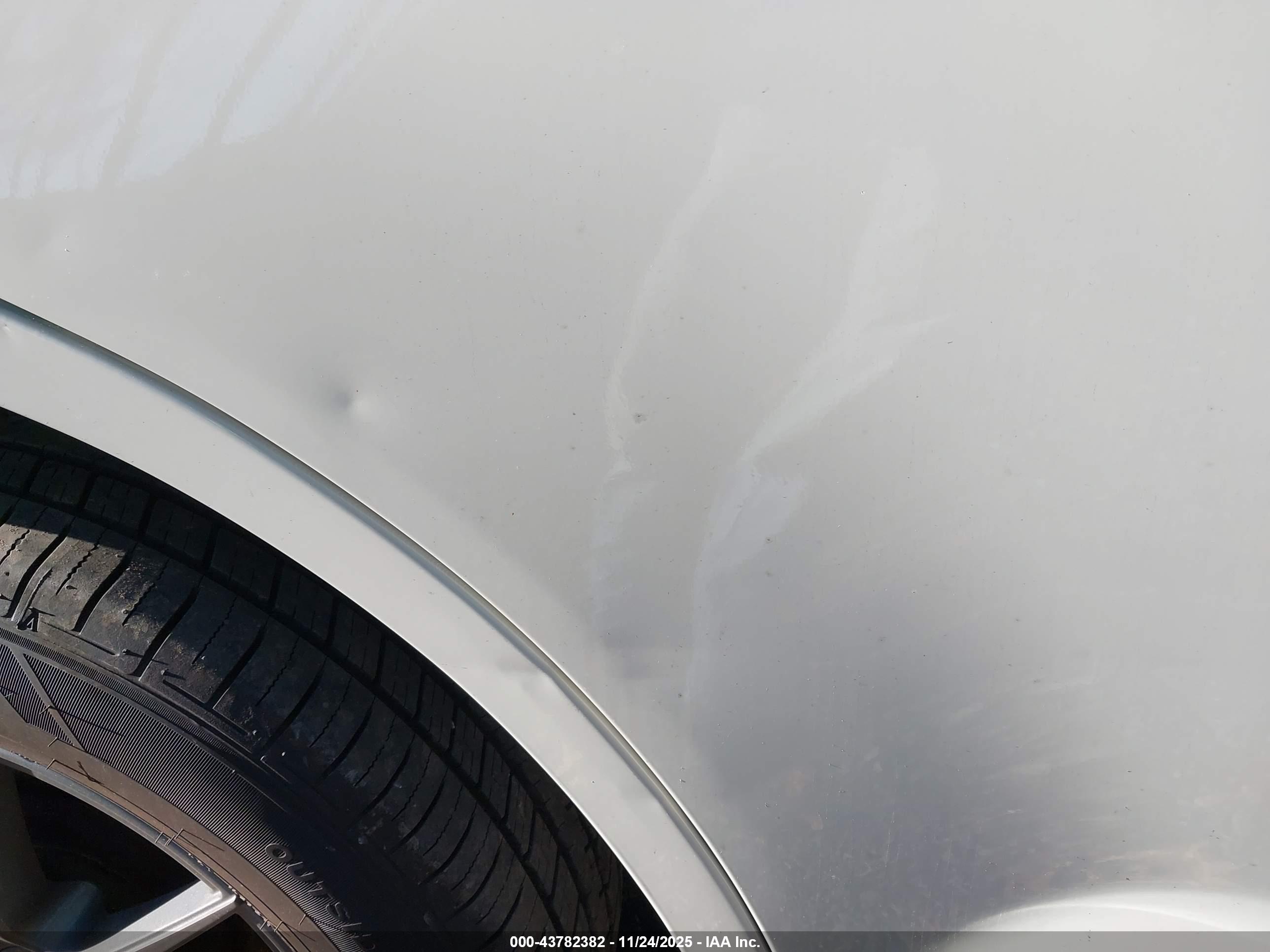 FORD EDGE image 6