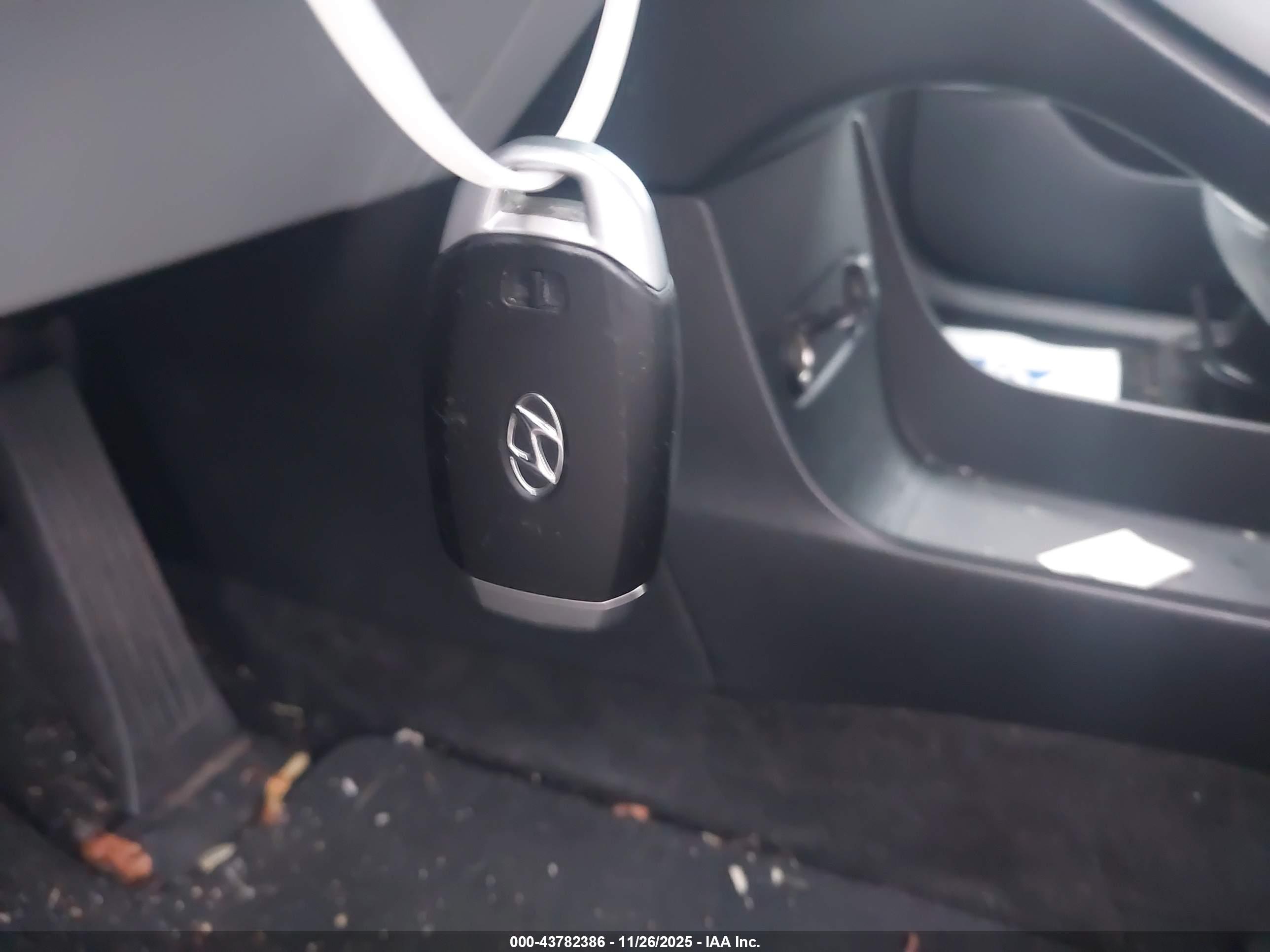 HYUNDAI PALISADE image 11