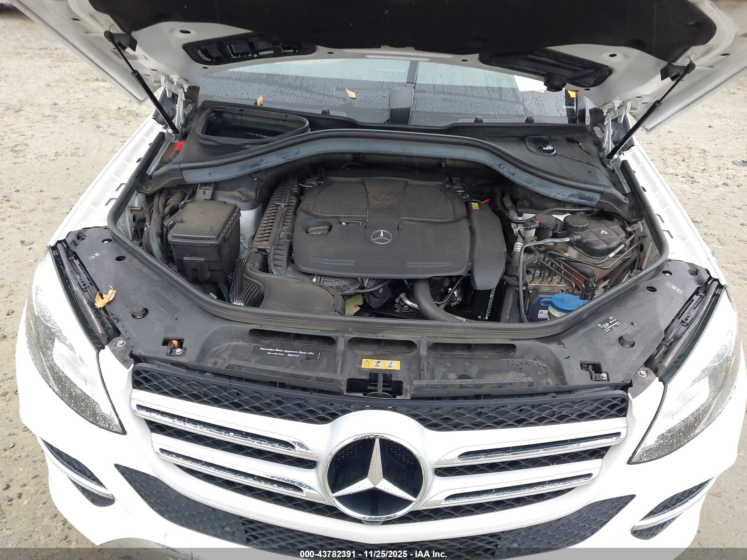 MERCEDES-BENZ GLE image 10