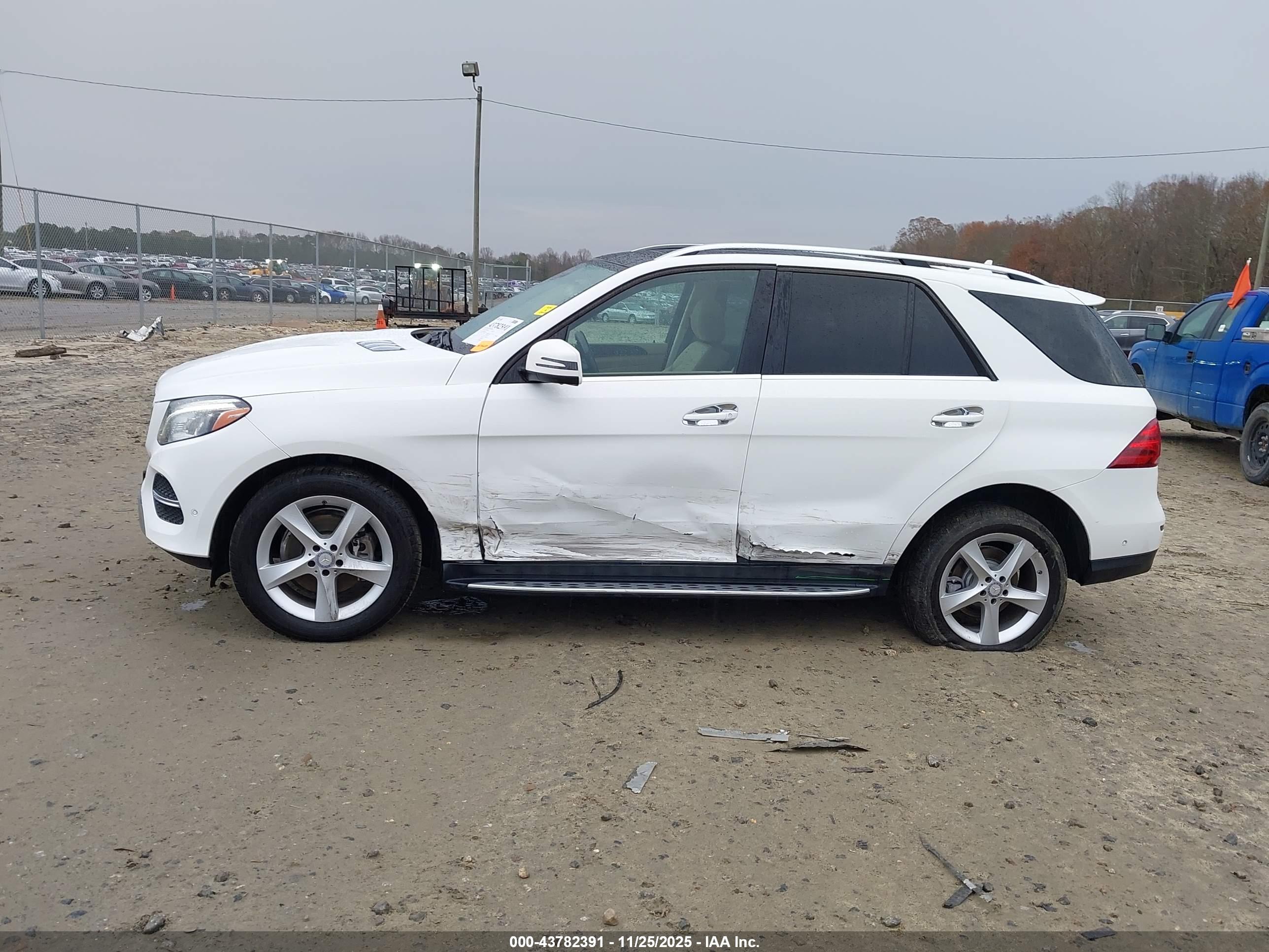 MERCEDES-BENZ GLE image 6