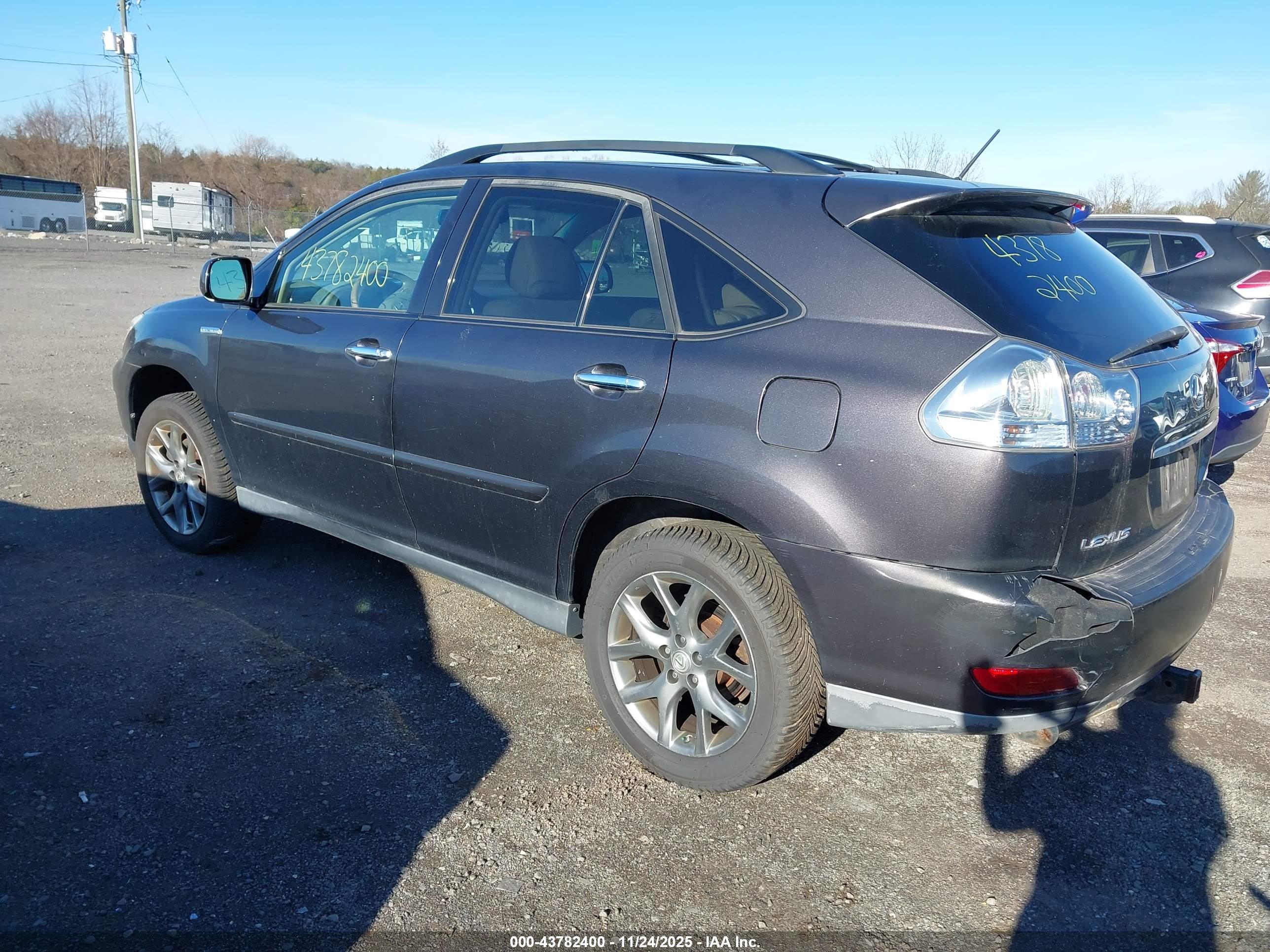 LEXUS RX image 3