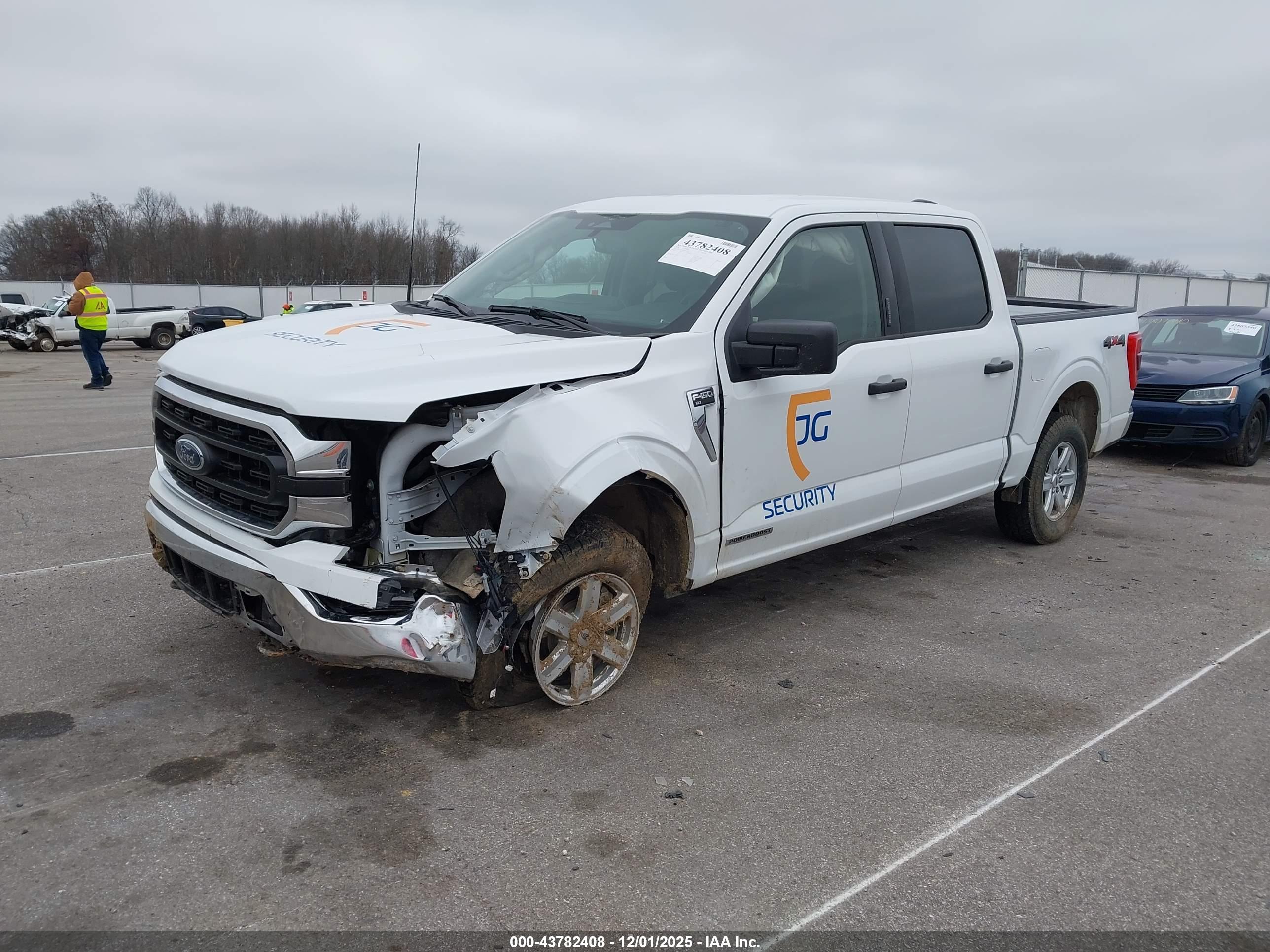 FORD F-150 image 2
