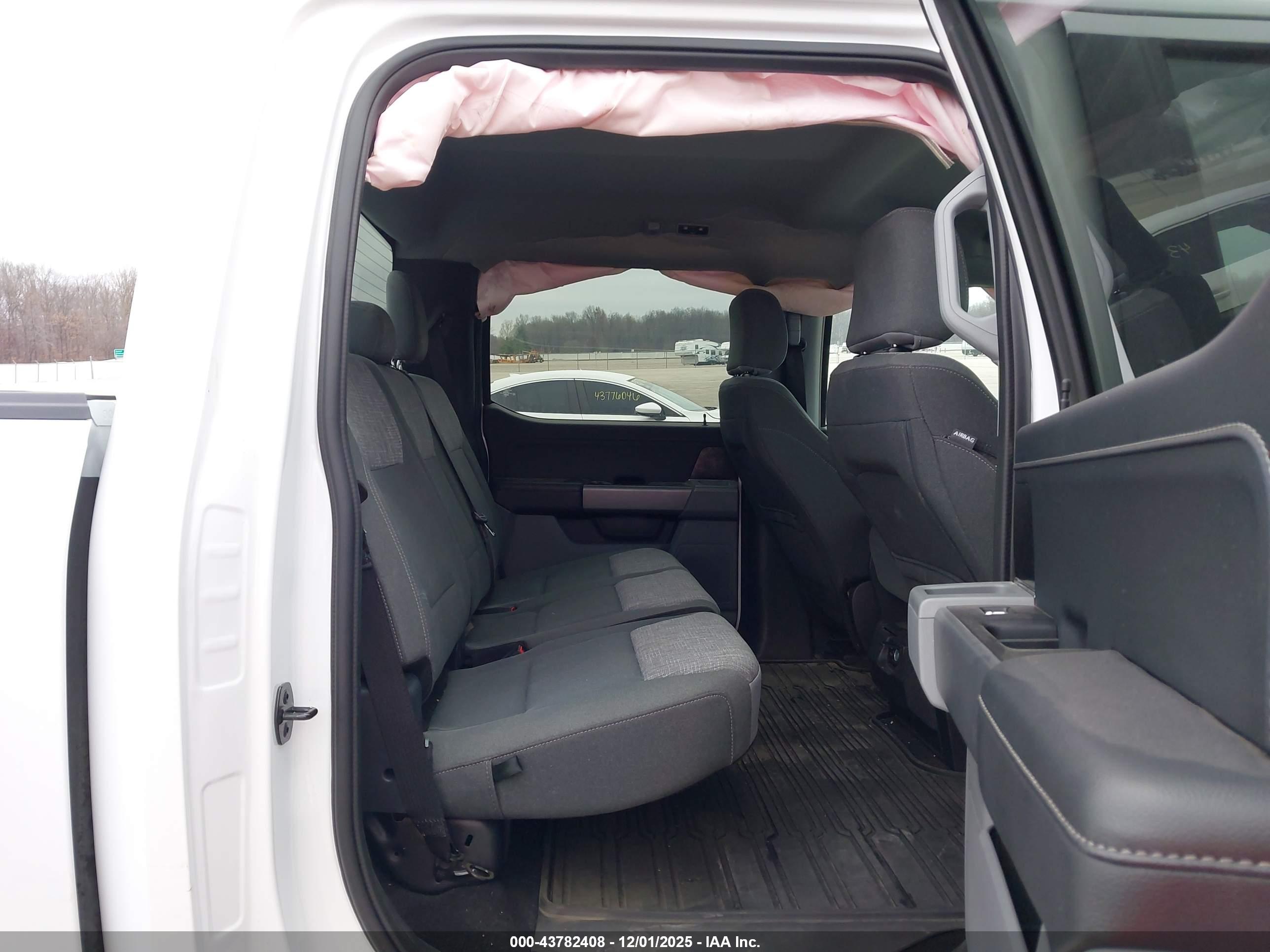 FORD F-150 image 8