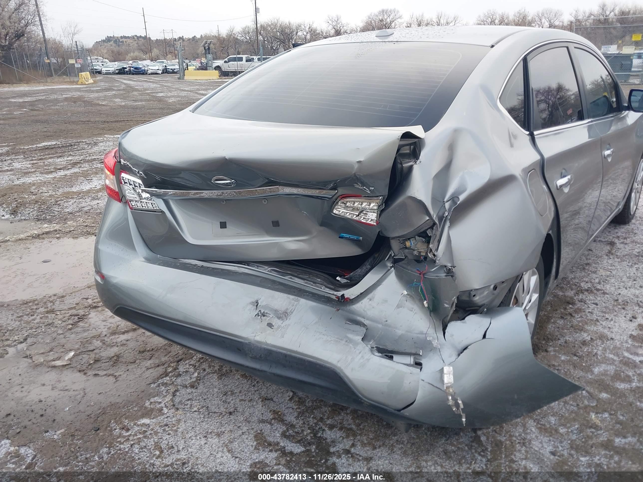NISSAN SENTRA image 6