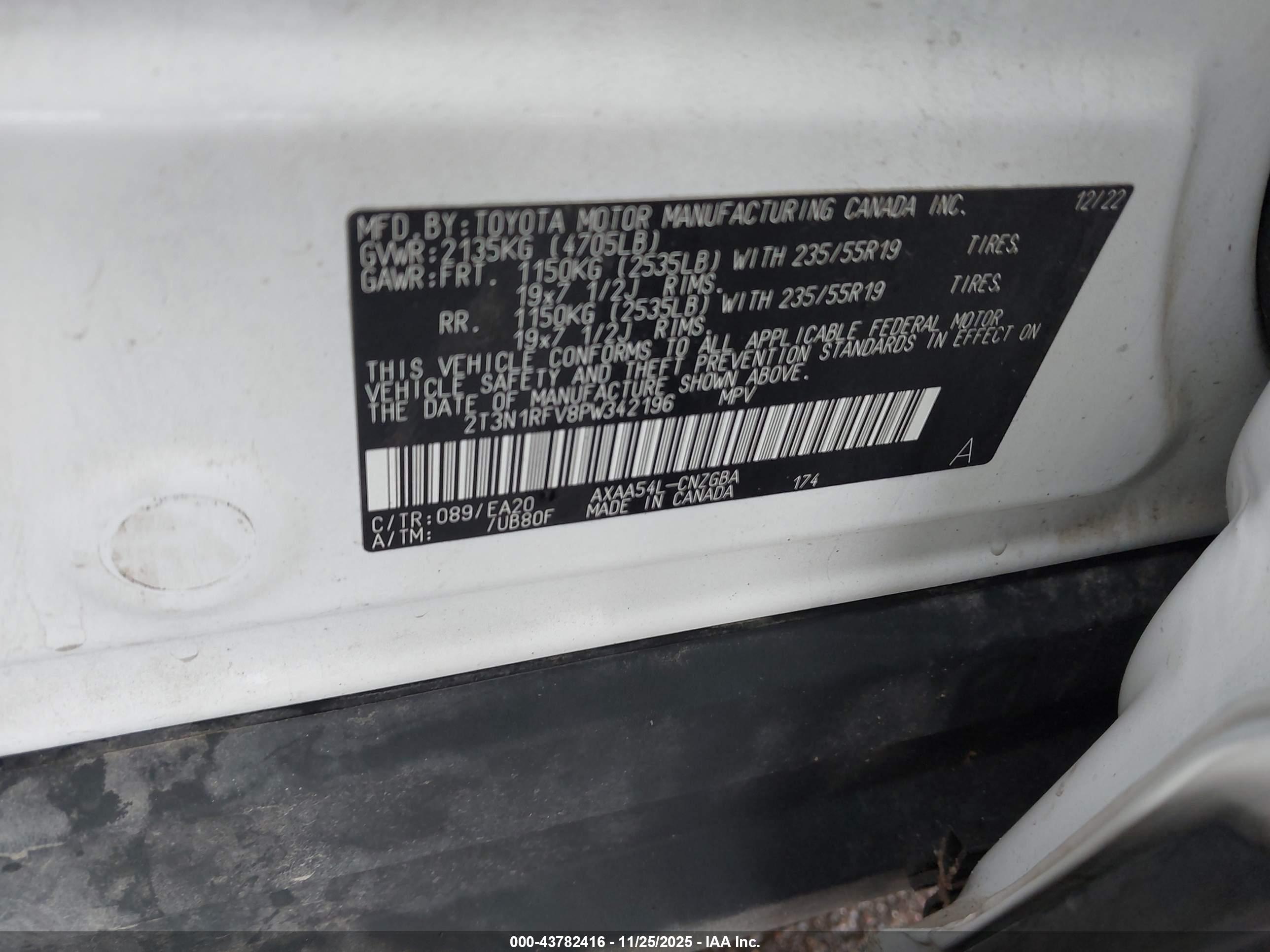 TOYOTA RAV4 image 9